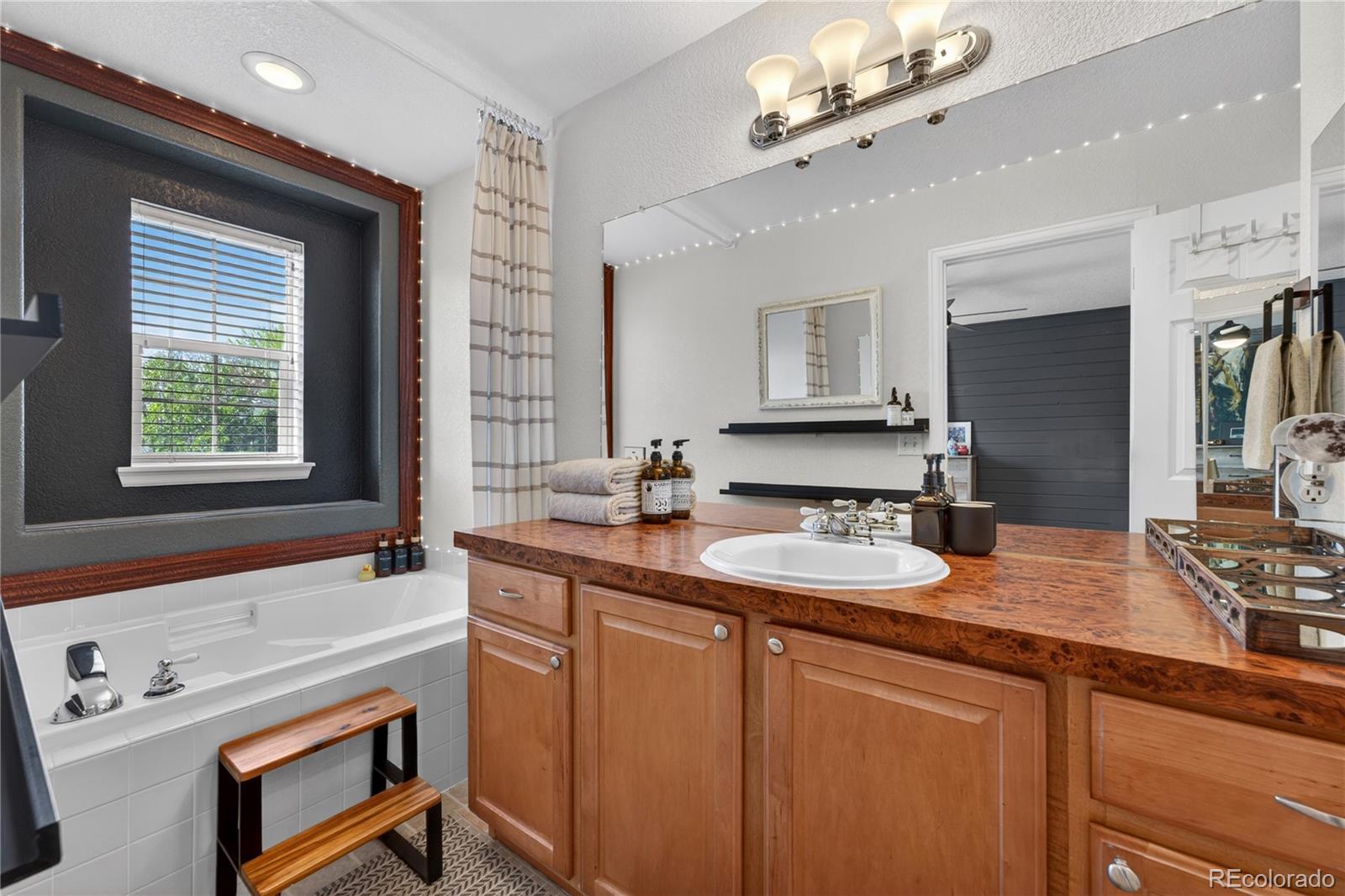 MLS Image #25 for 8250 e 29th avenue,denver, Colorado