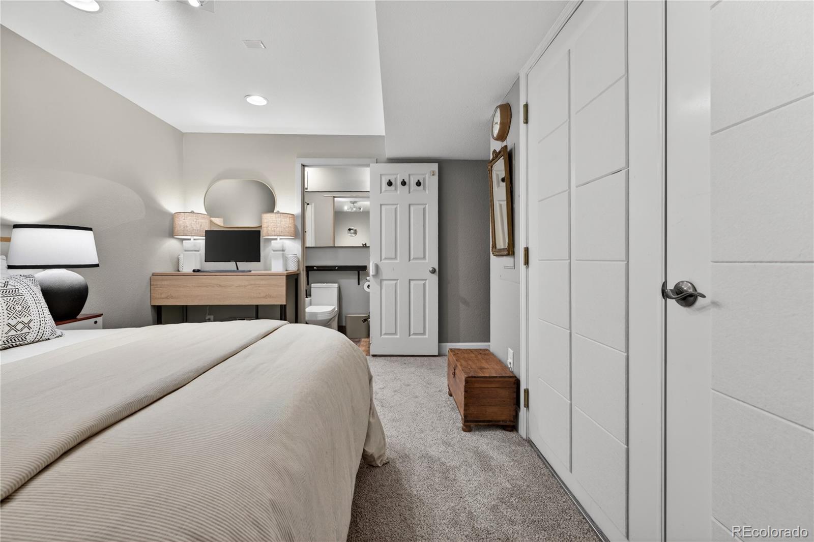MLS Image #31 for 8250 e 29th avenue,denver, Colorado