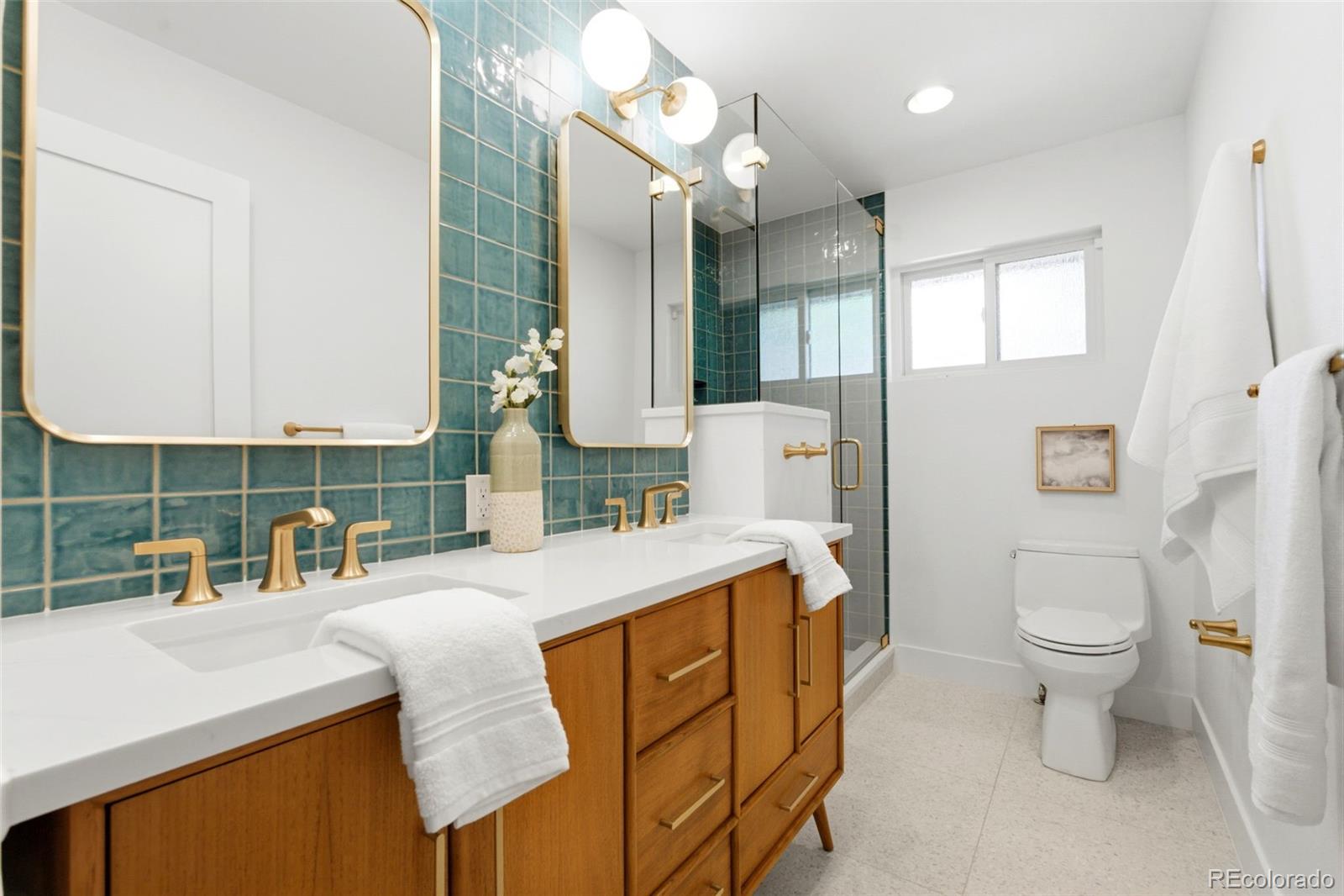 MLS Image #26 for 613 s oneida way,denver, Colorado