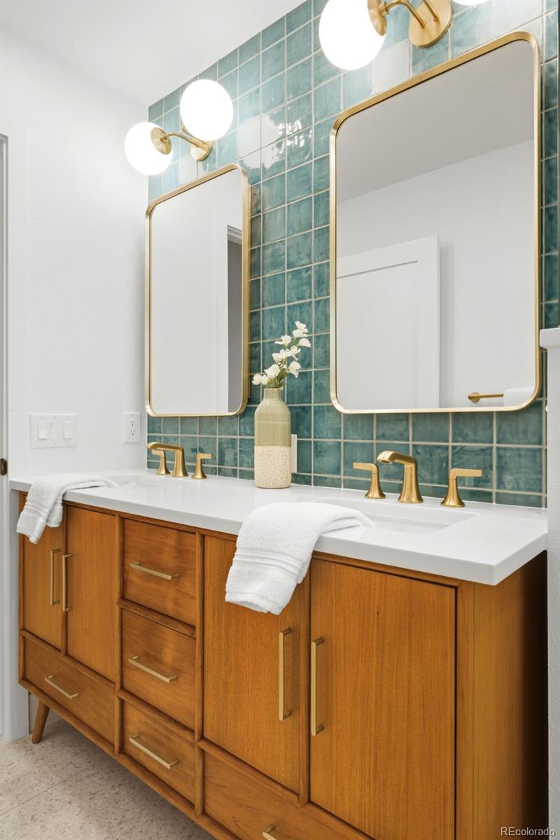MLS Image #28 for 613 s oneida way,denver, Colorado
