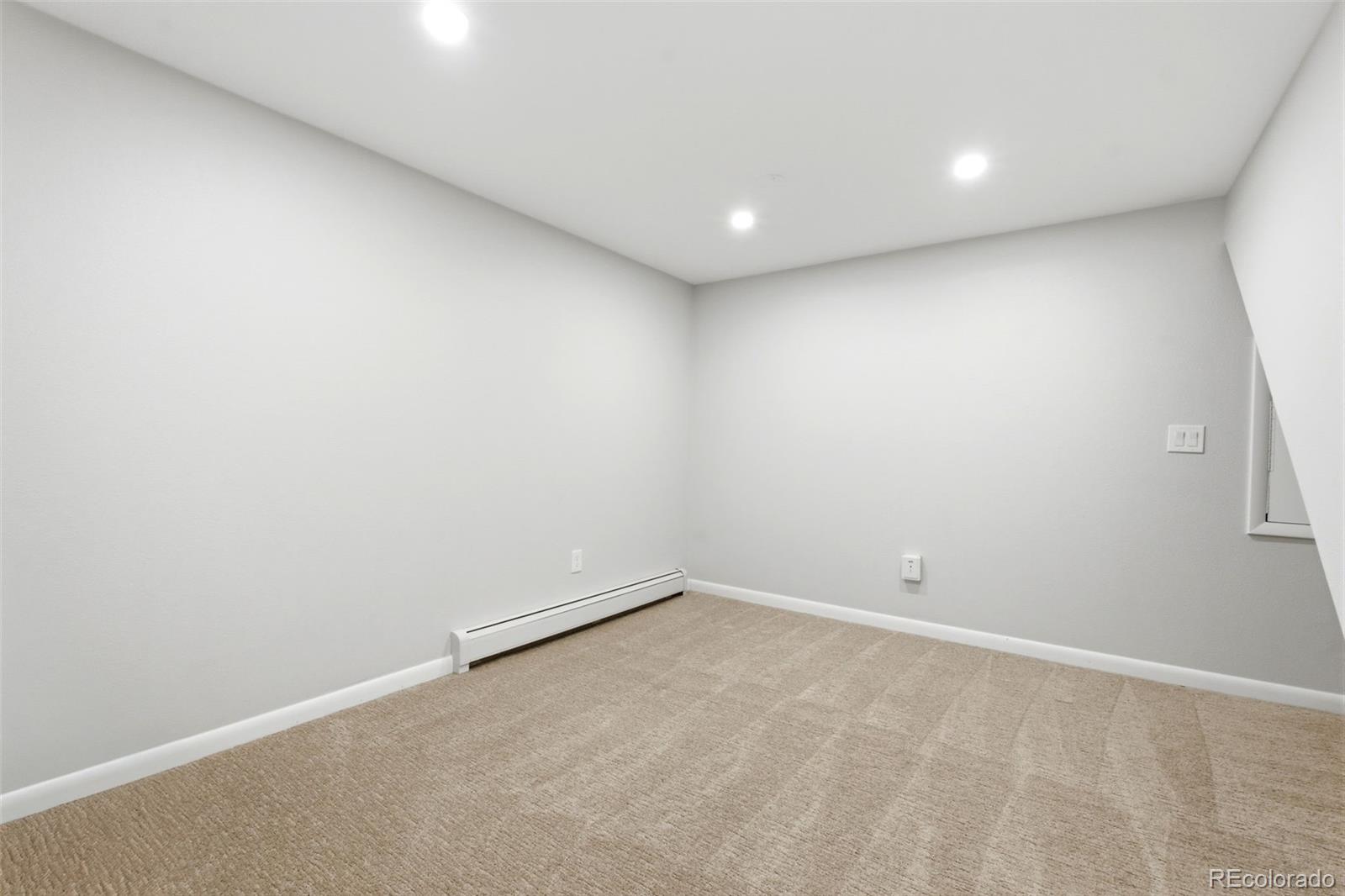 MLS Image #36 for 613 s oneida way,denver, Colorado