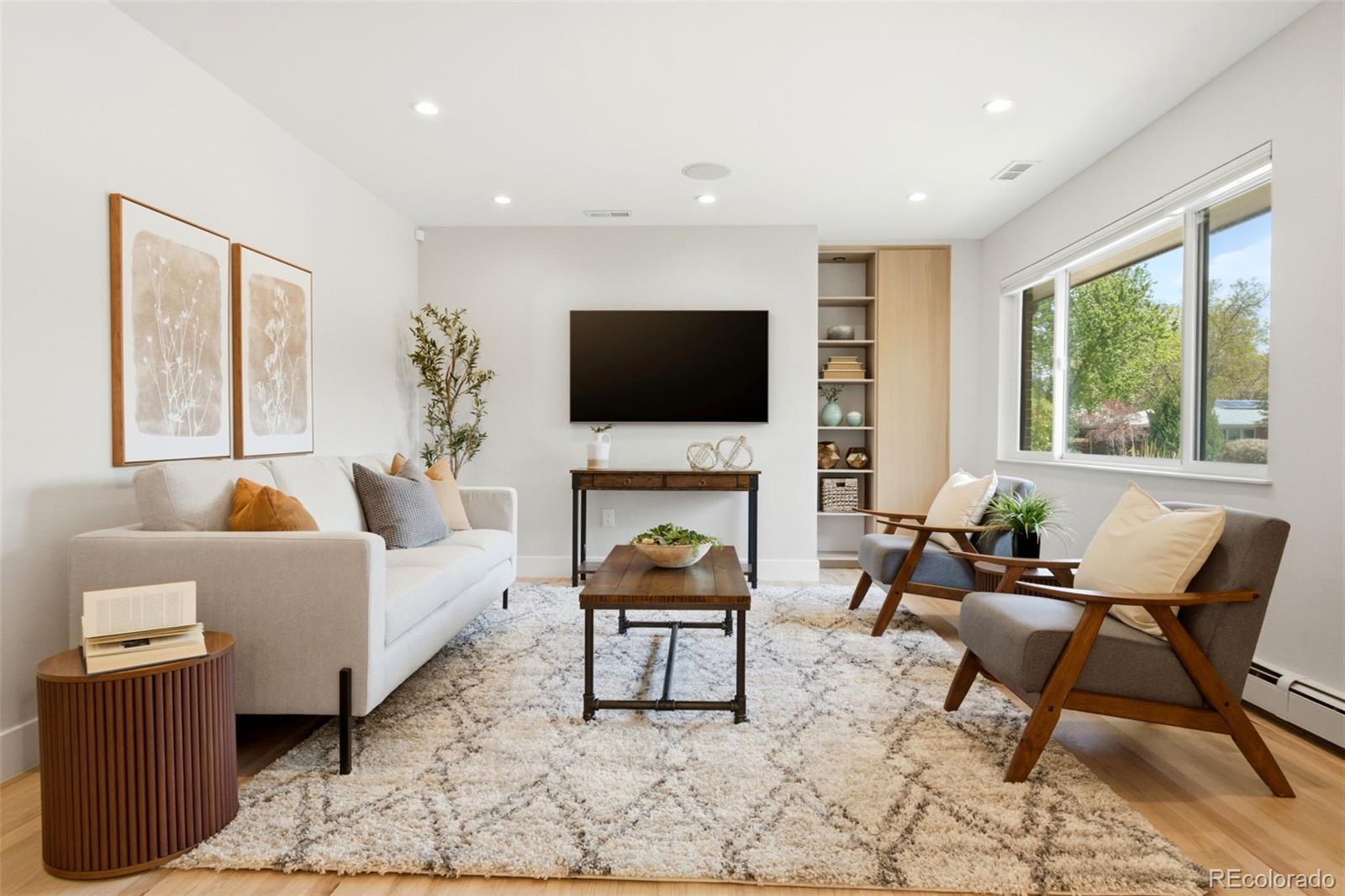MLS Image #4 for 613 s oneida way,denver, Colorado