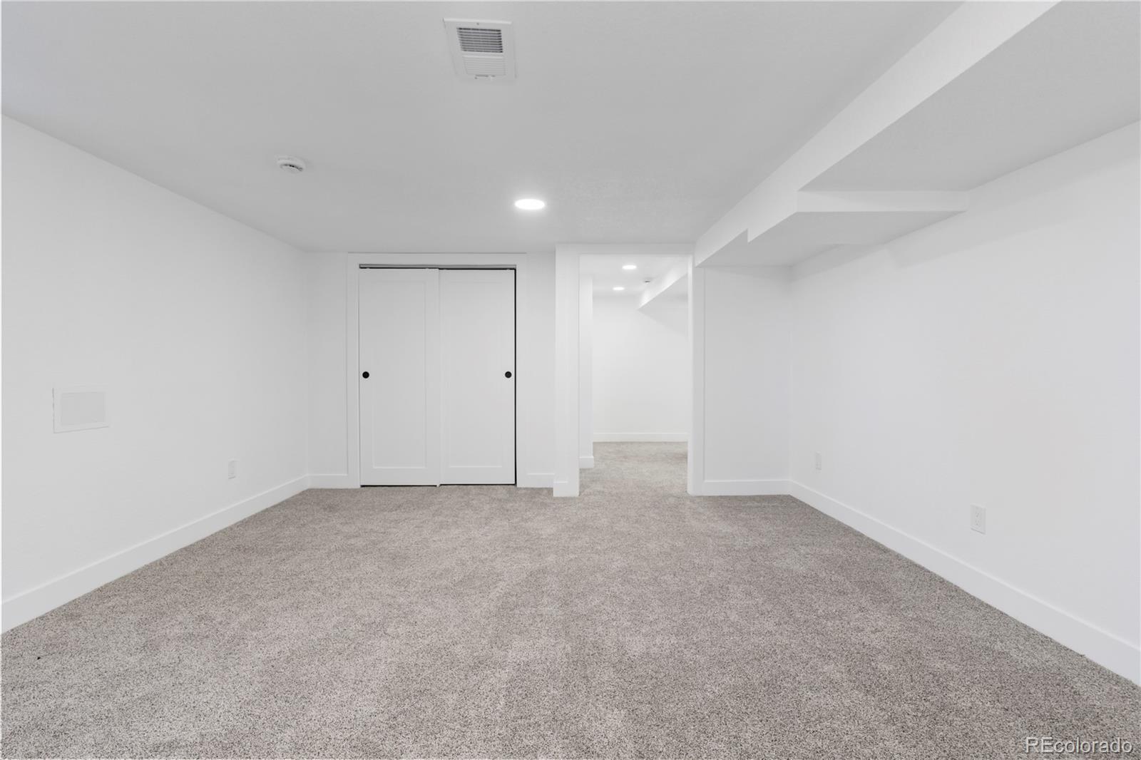 MLS Image #29 for 480 s krameria street,denver, Colorado