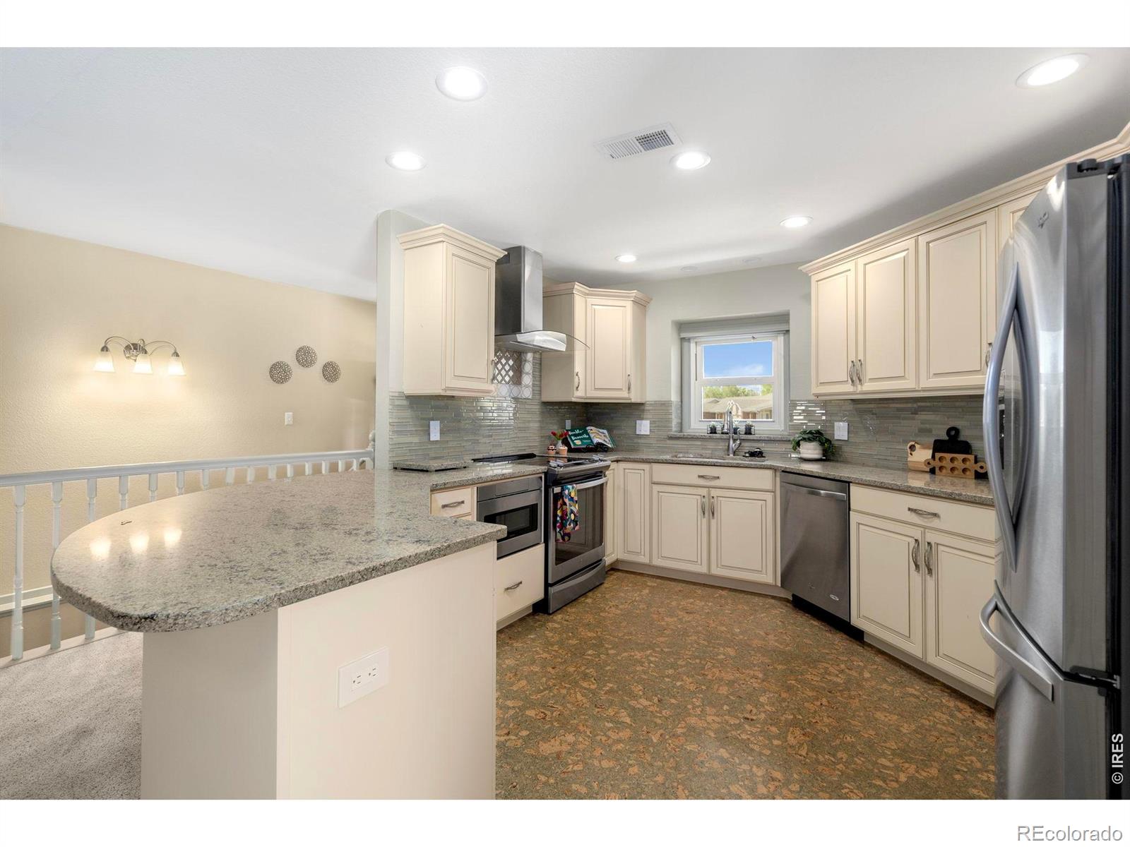 MLS Image #6 for 1205  honeysuckle court,windsor, Colorado