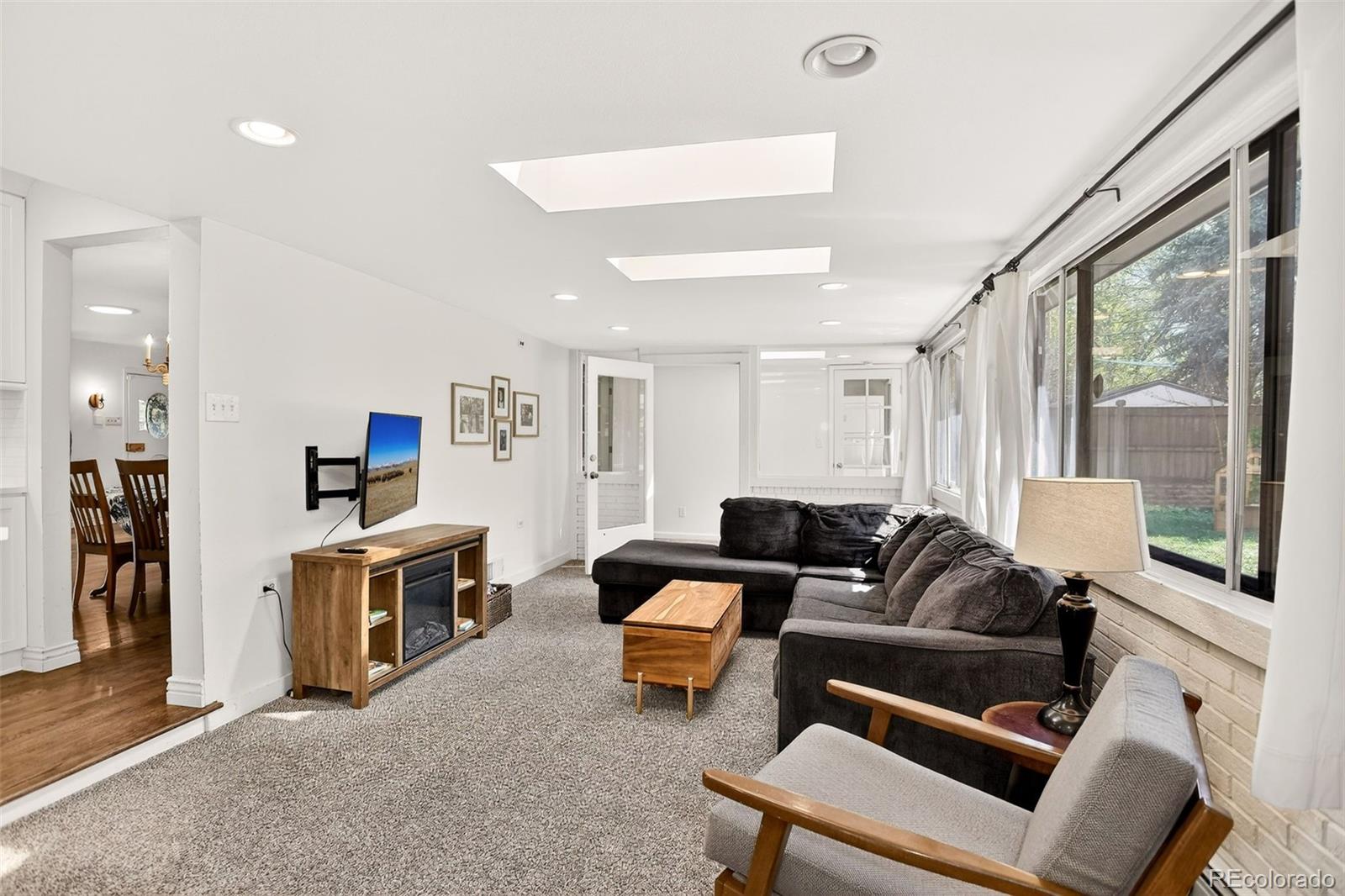 MLS Image #14 for 2717 s steele street,denver, Colorado