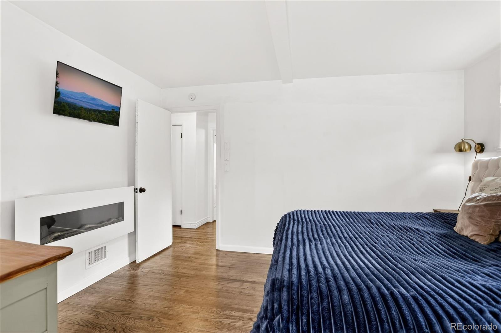 MLS Image #16 for 2717 s steele street,denver, Colorado