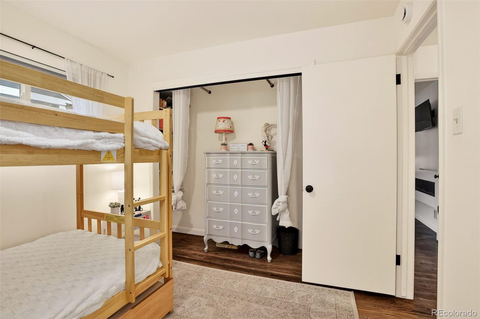 MLS Image #20 for 2717 s steele street,denver, Colorado