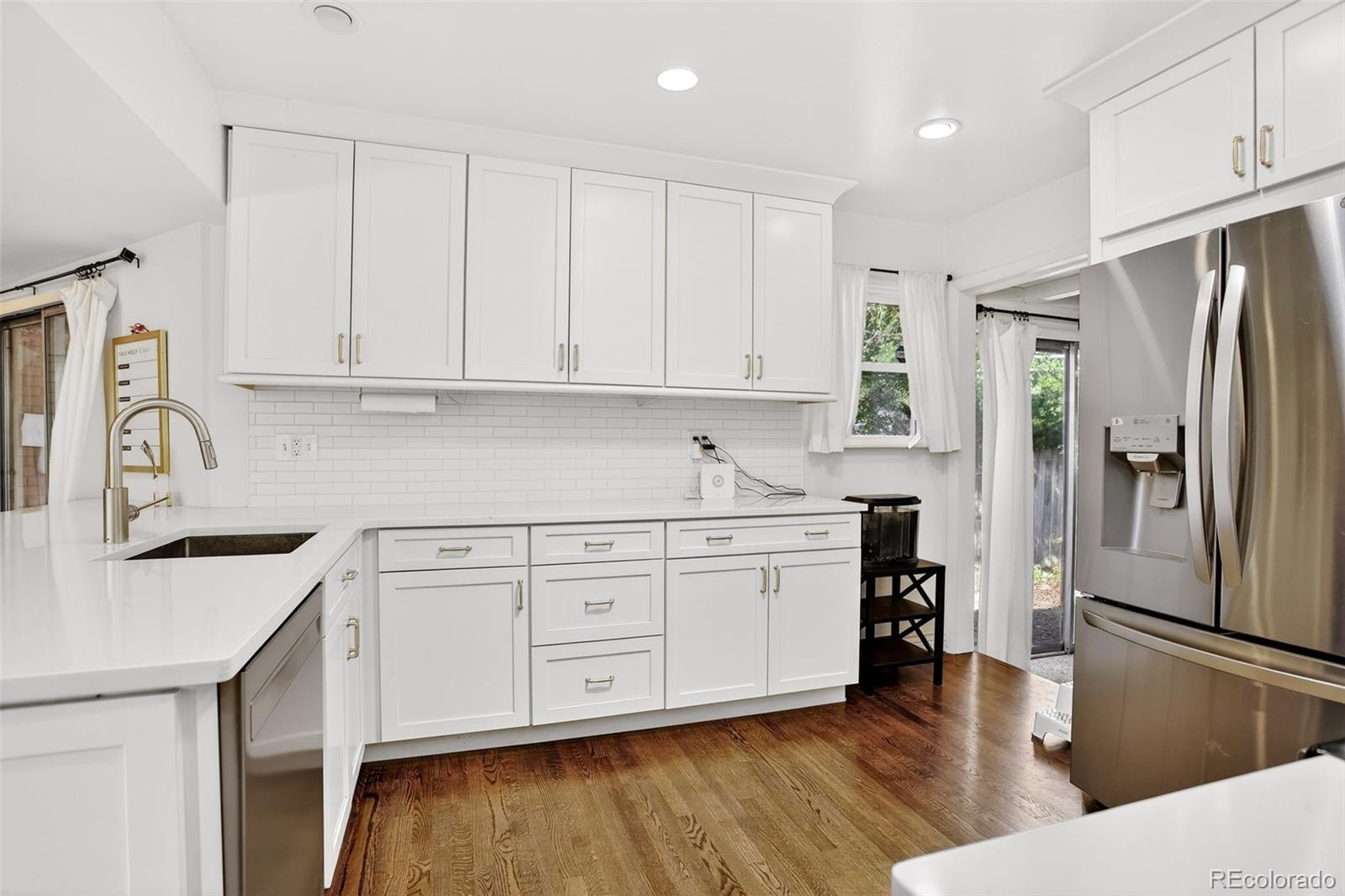 MLS Image #6 for 2717 s steele street,denver, Colorado