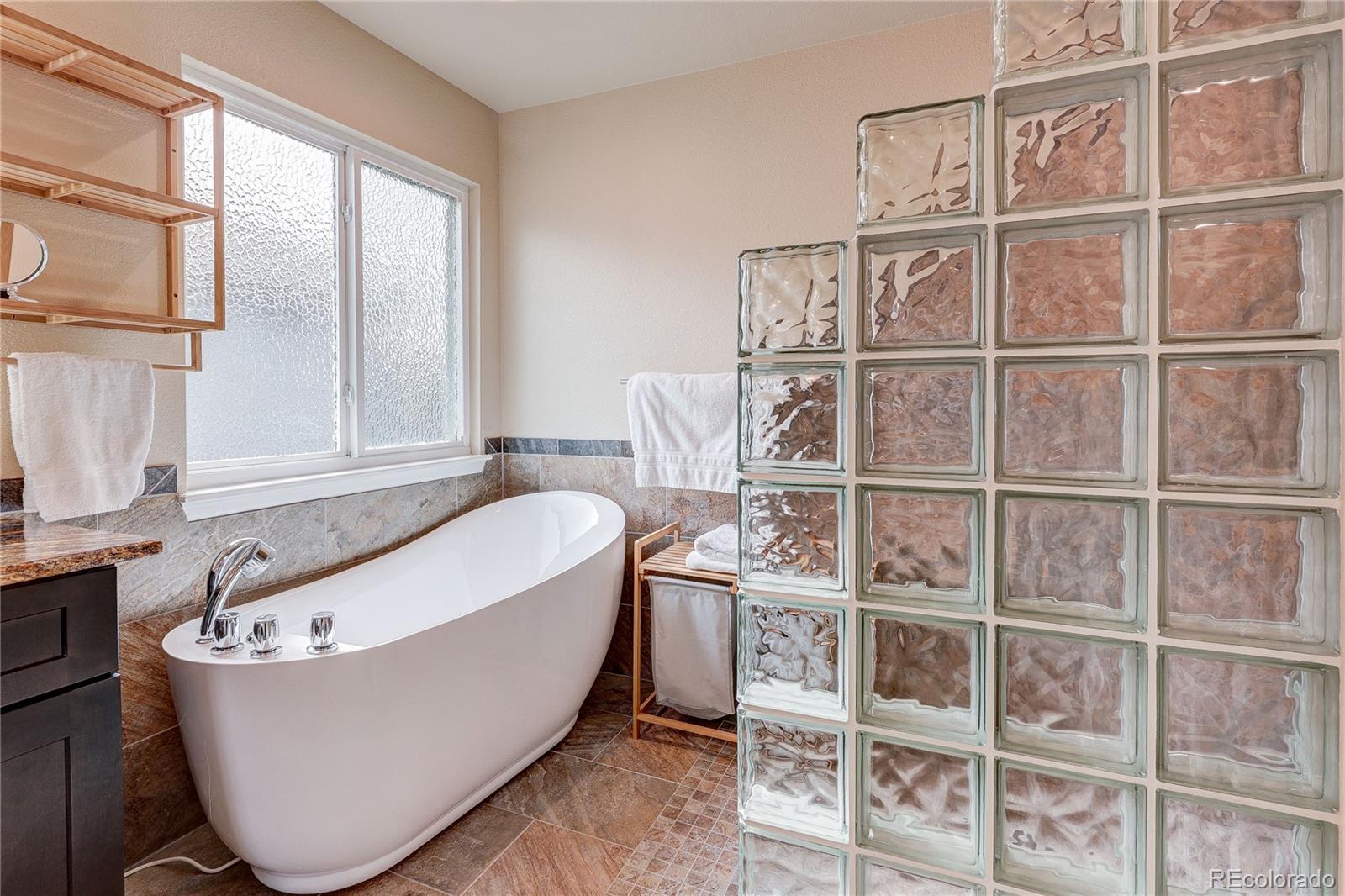 MLS Image #27 for 17808 e oakwood lane,aurora, Colorado