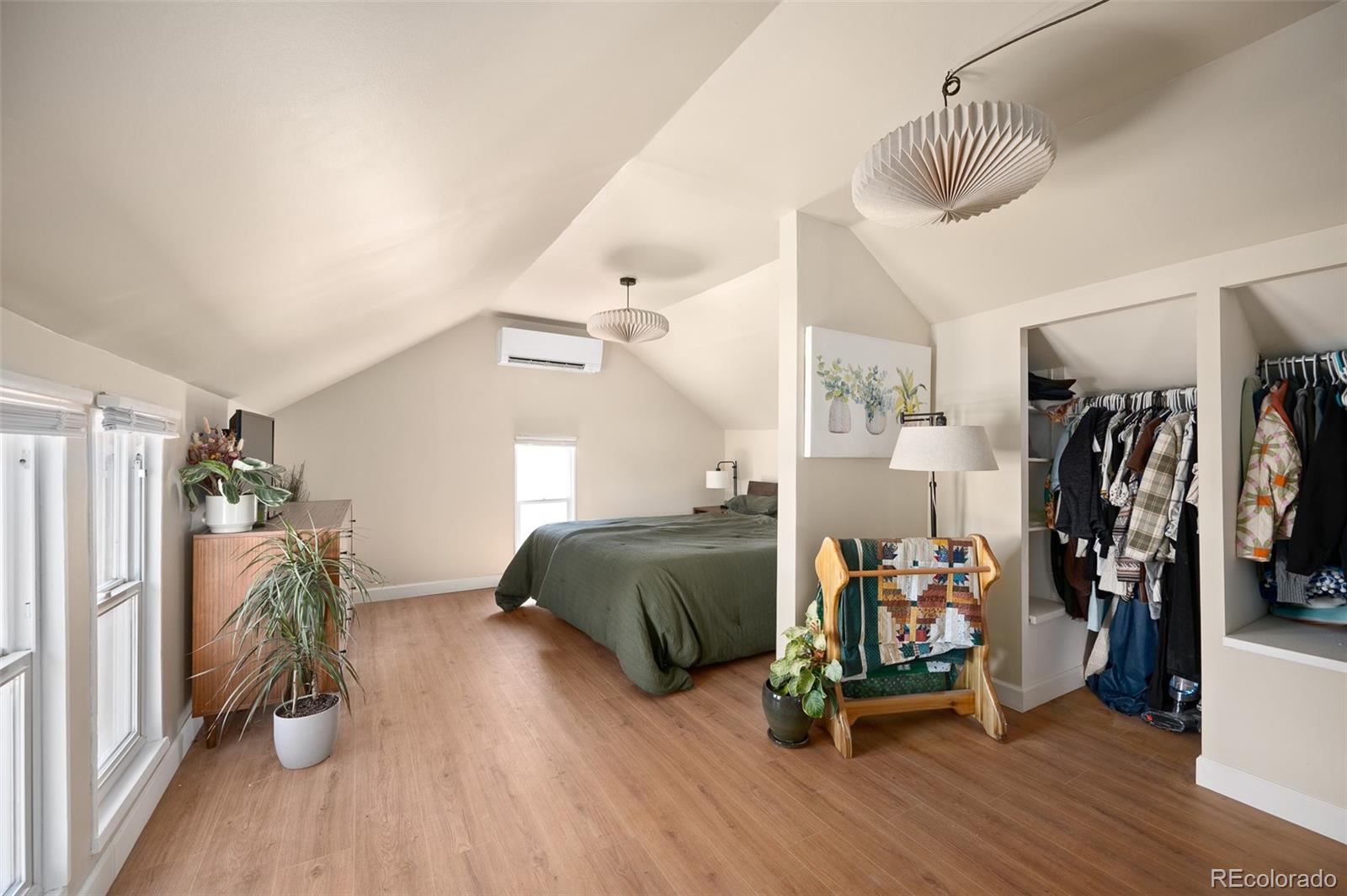 MLS Image #10 for 2471 s galapago street,denver, Colorado