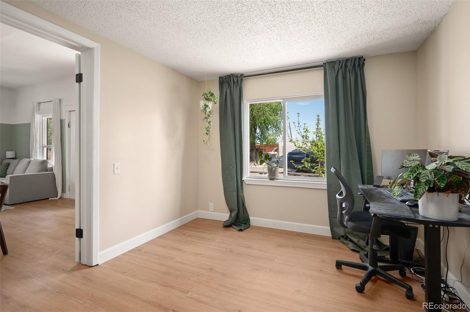 MLS Image #13 for 2471 s galapago street,denver, Colorado