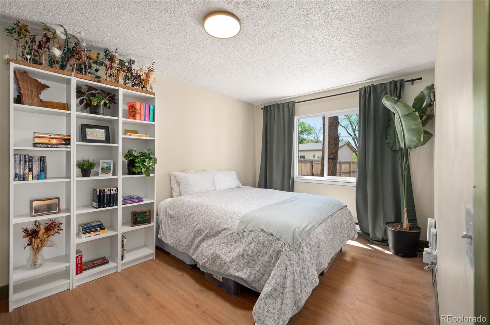 MLS Image #14 for 2471 s galapago street,denver, Colorado