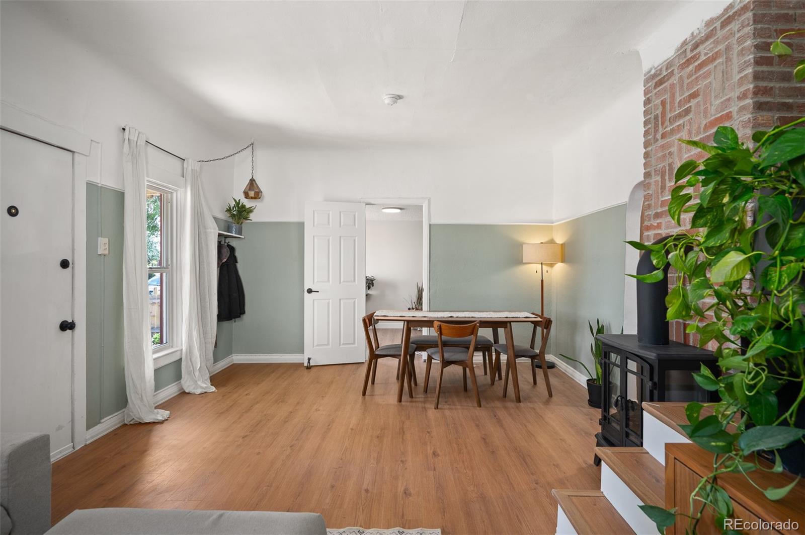 MLS Image #6 for 2471 s galapago street,denver, Colorado