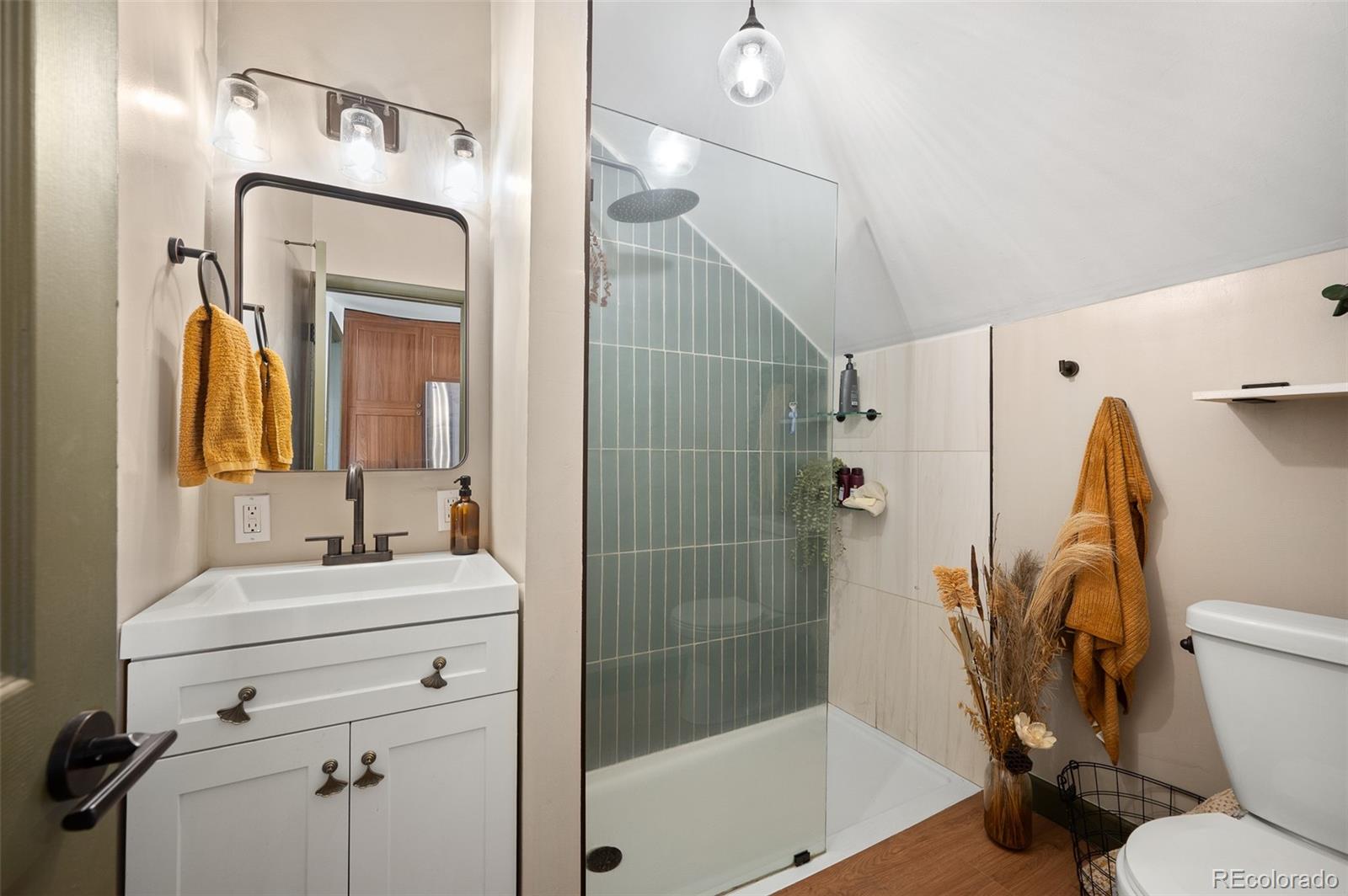 MLS Image #9 for 2471 s galapago street,denver, Colorado