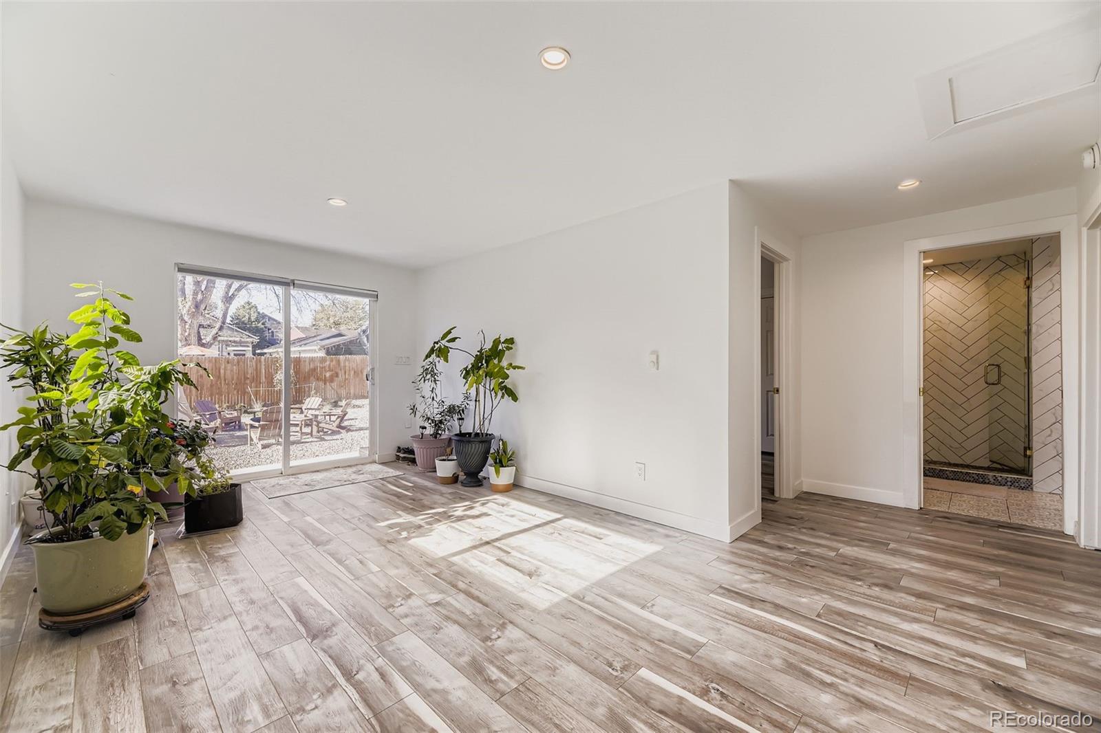 MLS Image #11 for 3255 s corona street,englewood, Colorado