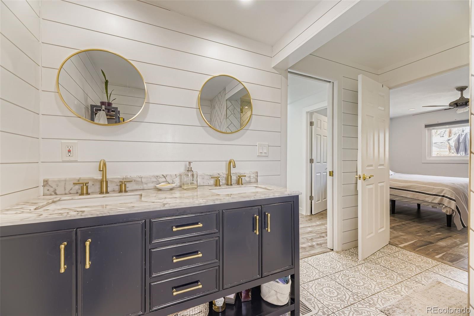 MLS Image #15 for 3255 s corona street,englewood, Colorado