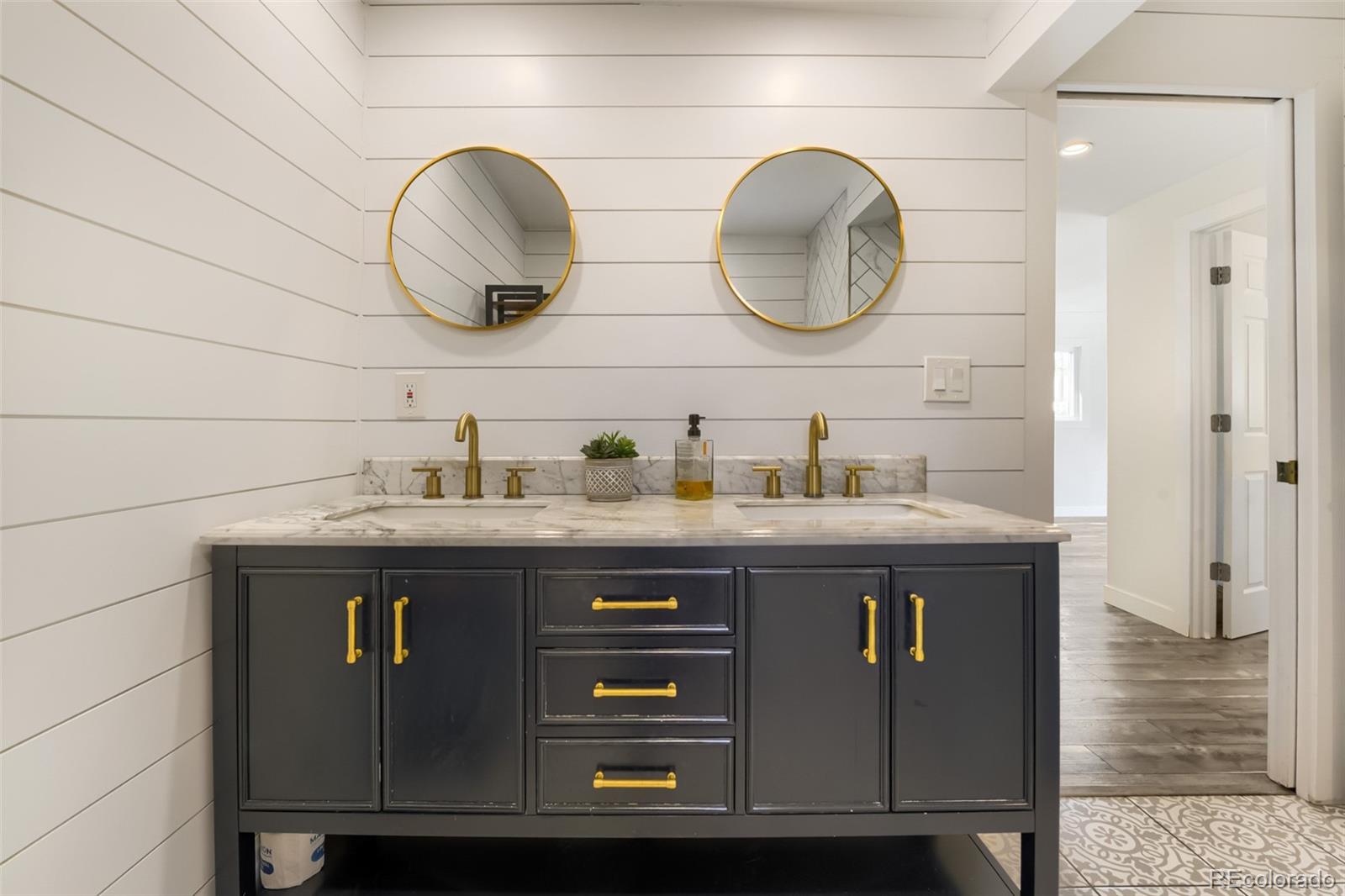 MLS Image #16 for 3255 s corona street,englewood, Colorado
