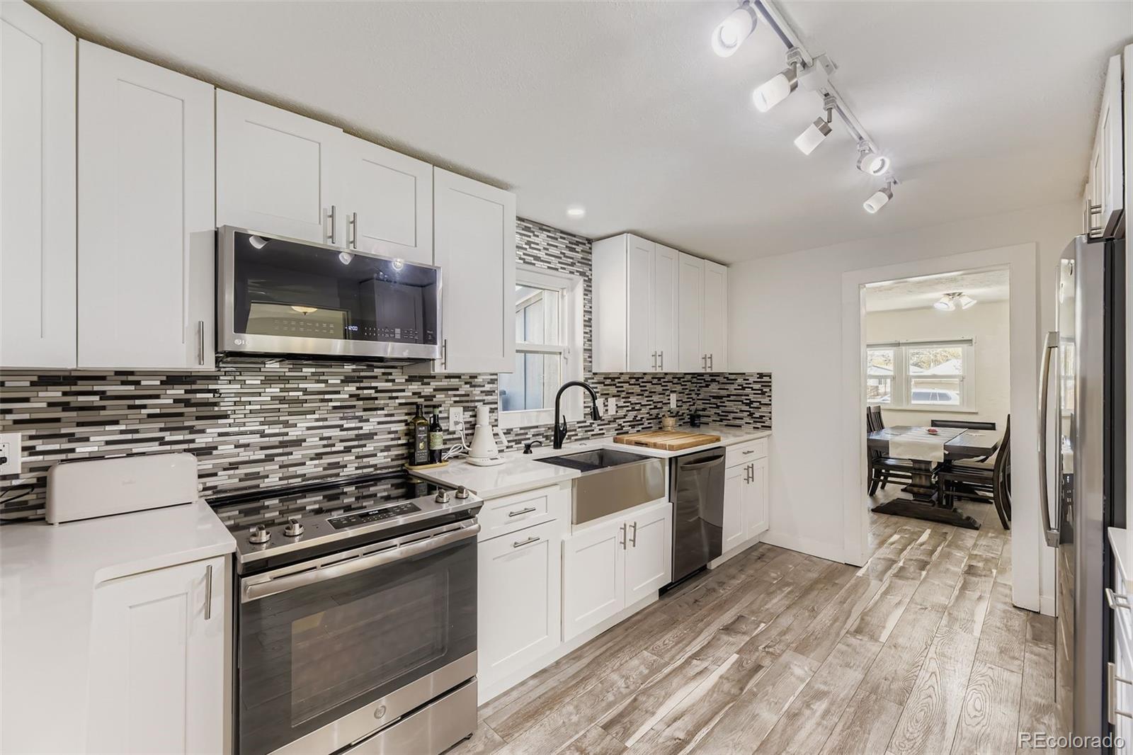 MLS Image #6 for 3255 s corona street,englewood, Colorado