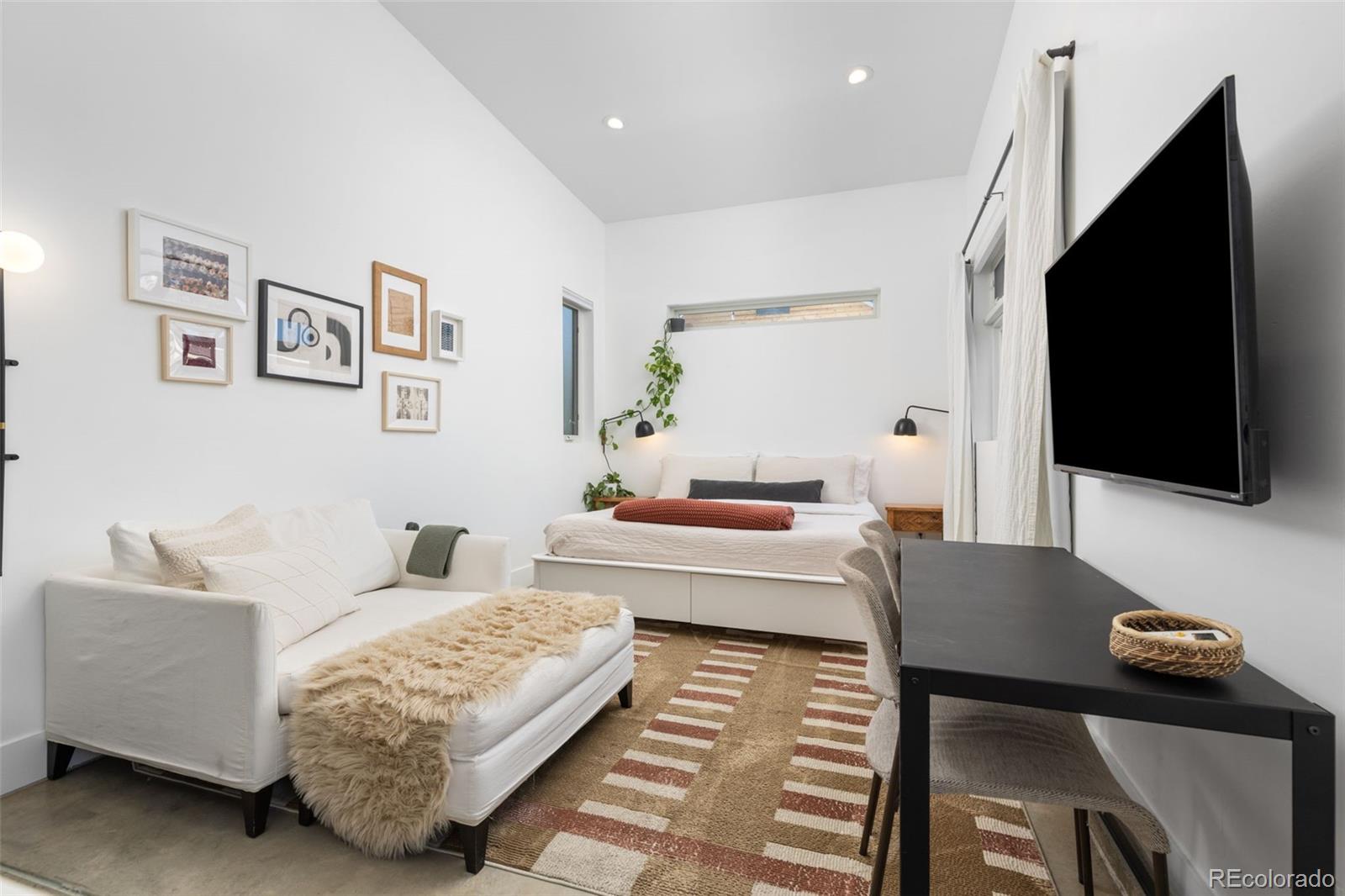 MLS Image #26 for 3538 n gaylord street,denver, Colorado