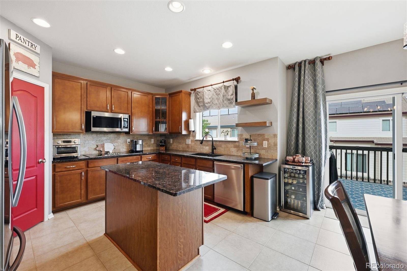 MLS Image #13 for 12896  syracuse street,thornton, Colorado
