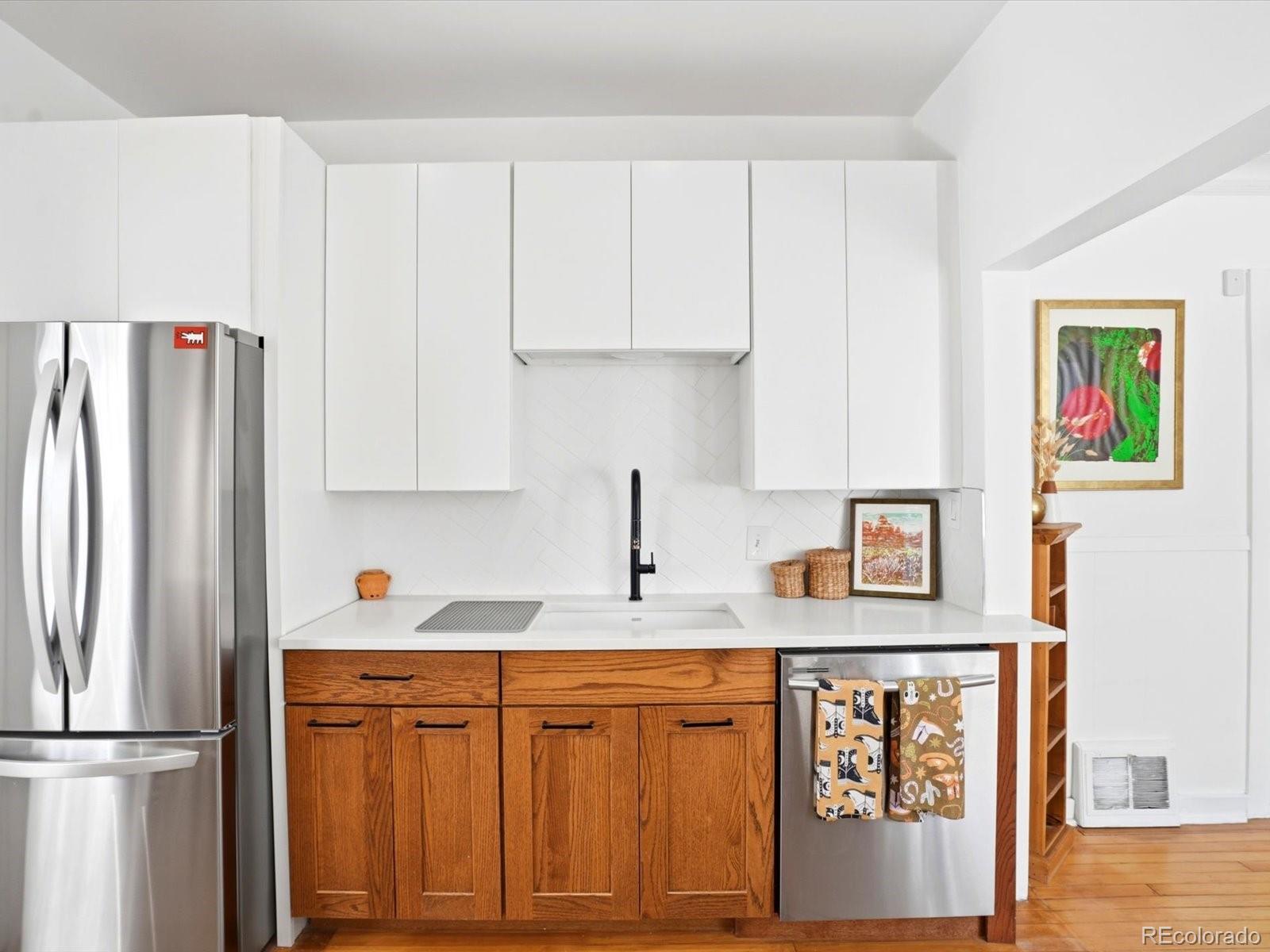 MLS Image #10 for 1007 s vine street,denver, Colorado