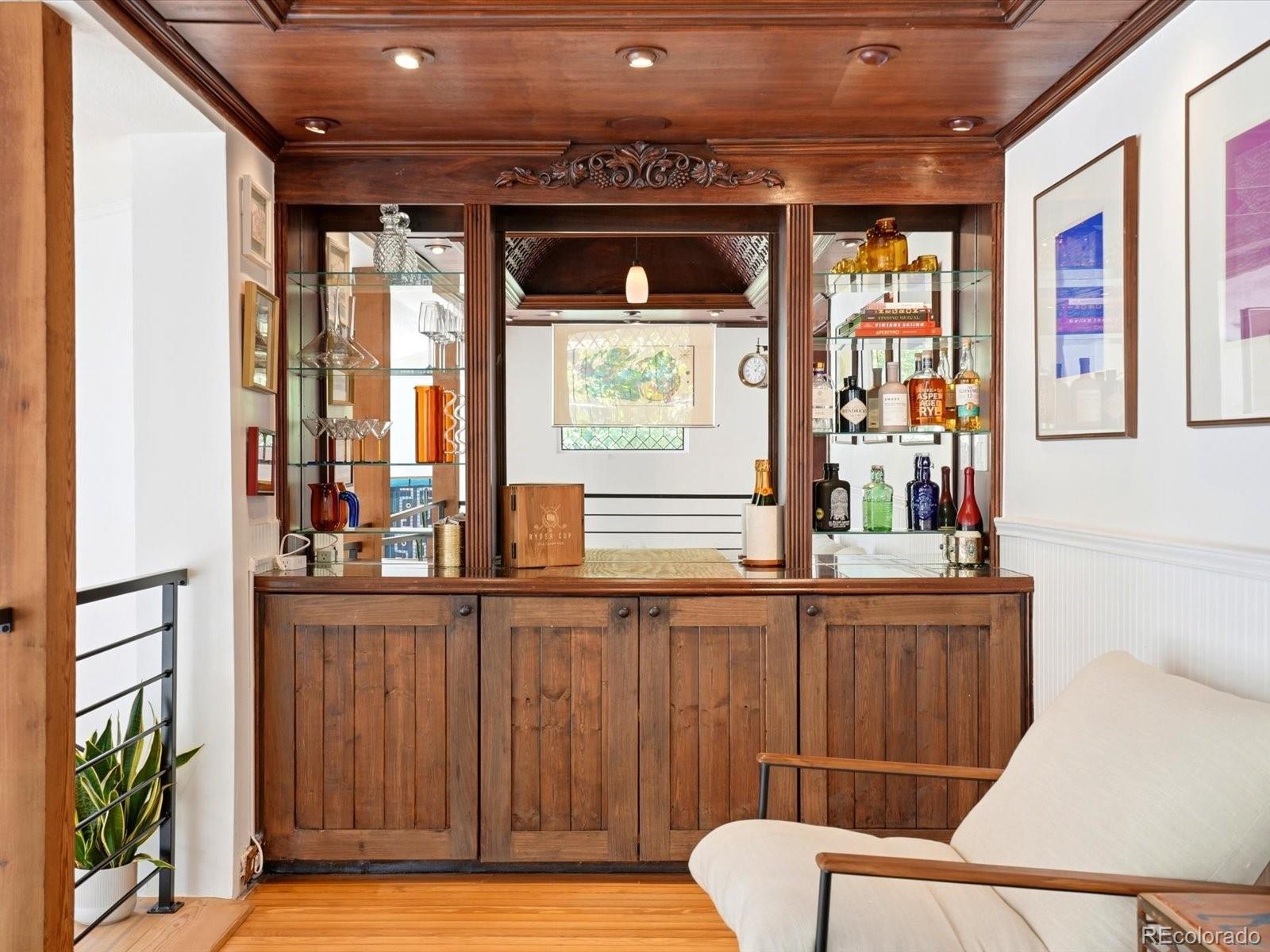 MLS Image #14 for 1007 s vine street,denver, Colorado