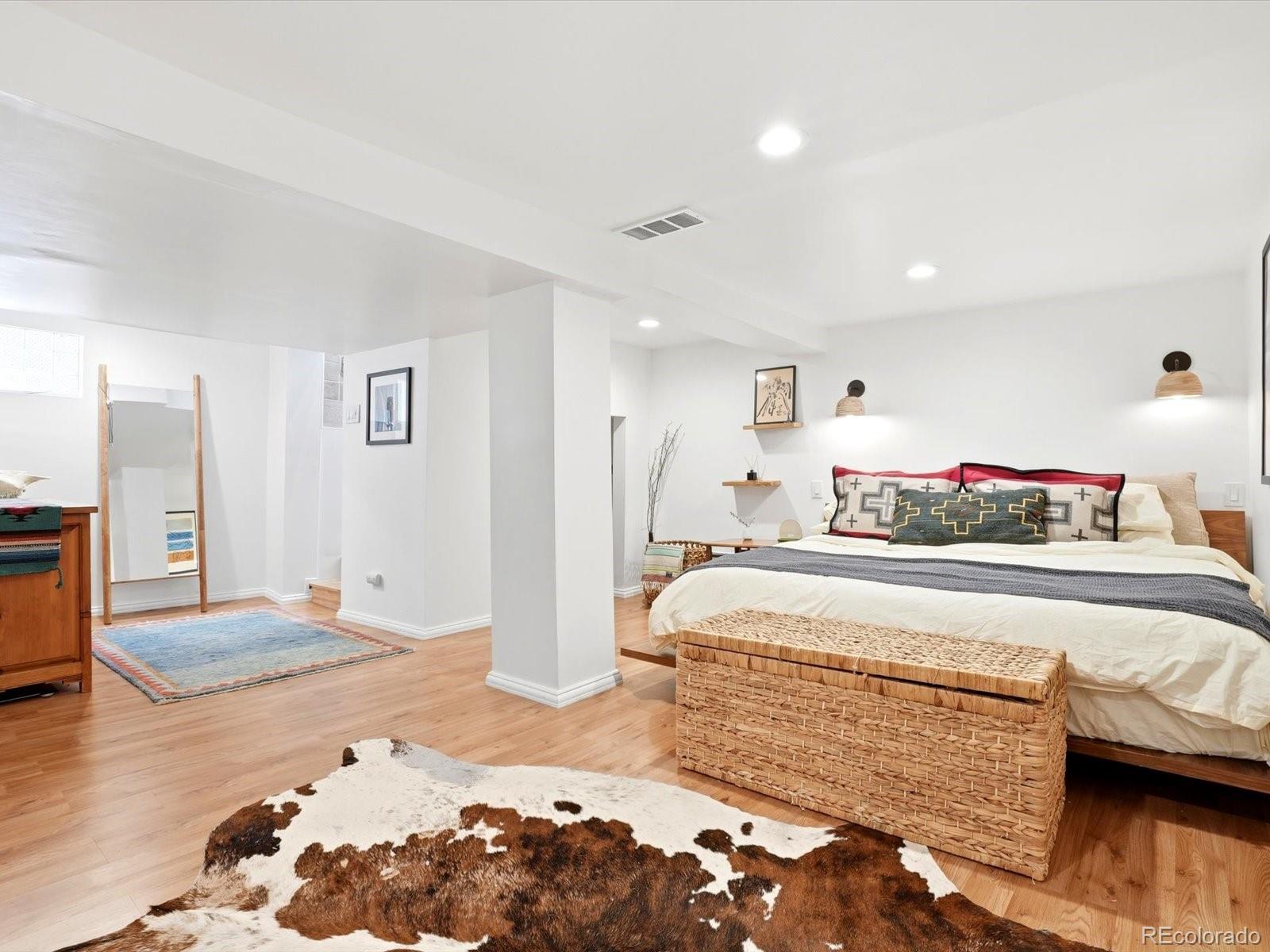 MLS Image #29 for 1007 s vine street,denver, Colorado