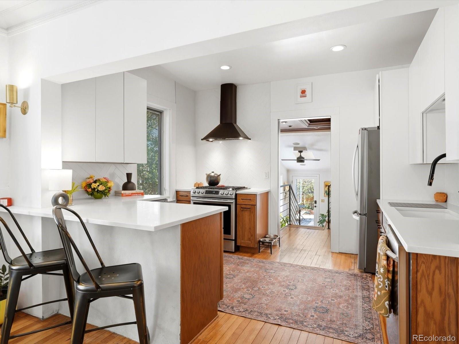 MLS Image #8 for 1007 s vine street,denver, Colorado