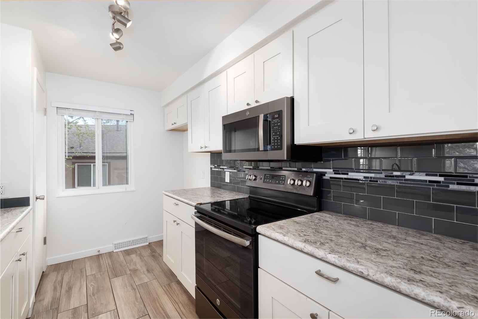 MLS Image #10 for 7700 w glasgow place,littleton, Colorado