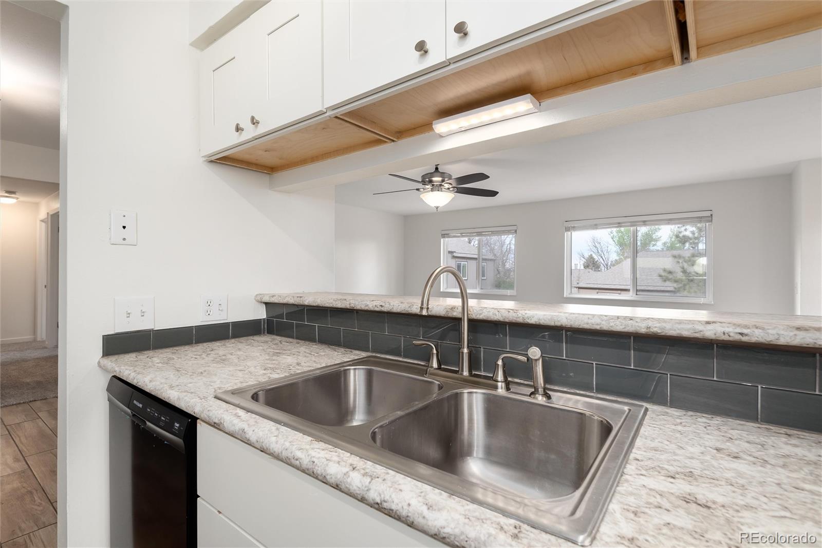 MLS Image #12 for 7700 w glasgow place,littleton, Colorado