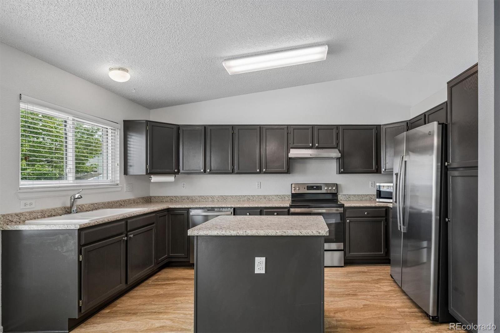 MLS Image #1 for 5662 s jebel way,centennial, Colorado