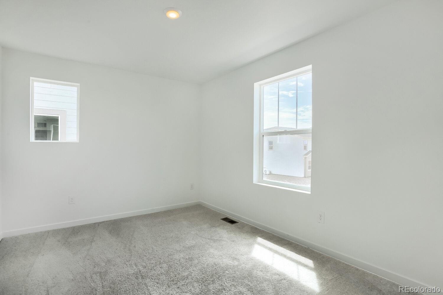 MLS Image #11 for 45947  mill avenue,bennett, Colorado