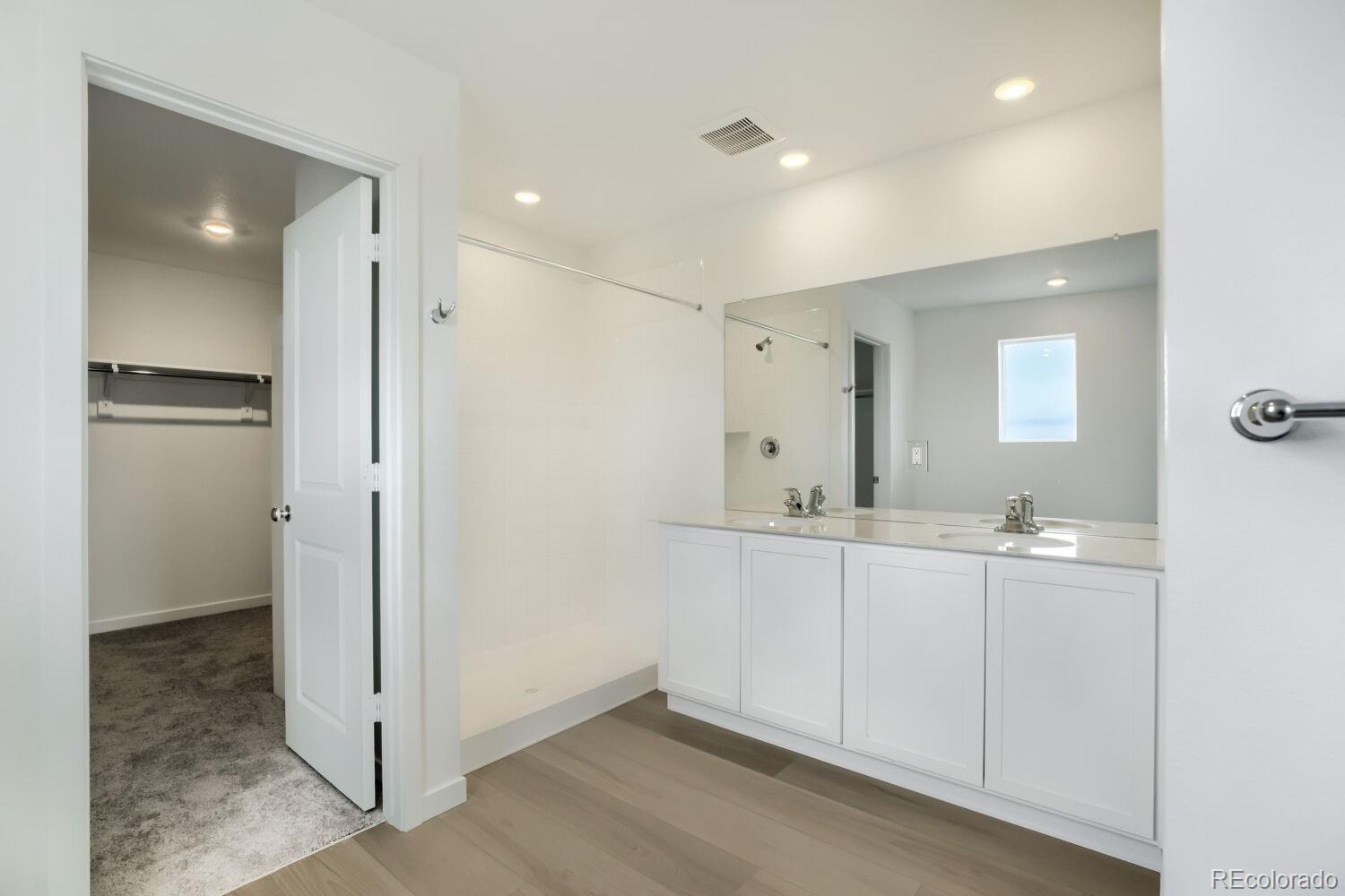 MLS Image #8 for 45947  mill avenue,bennett, Colorado