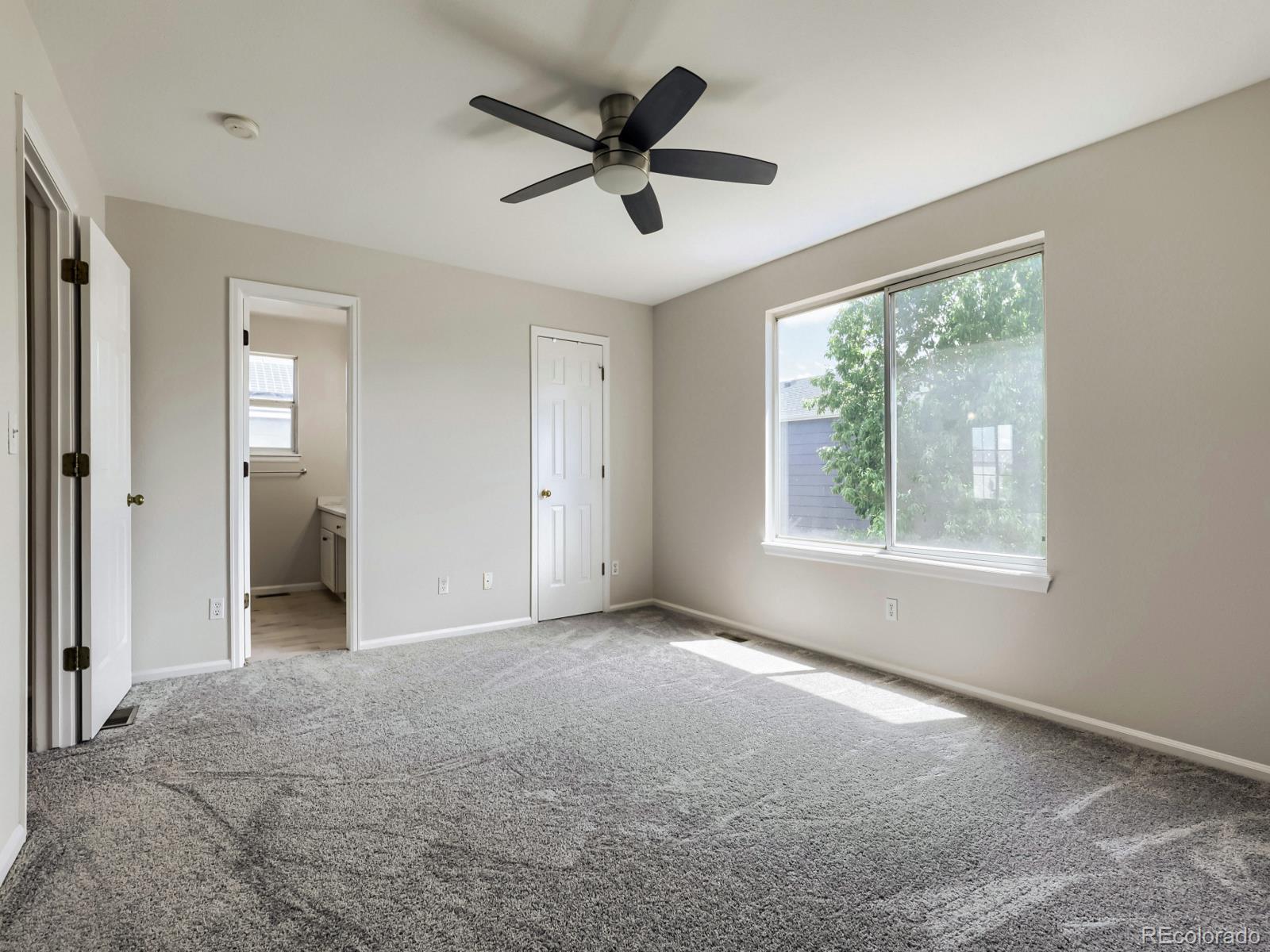 MLS Image #22 for 19372 e 41st avenue,denver, Colorado
