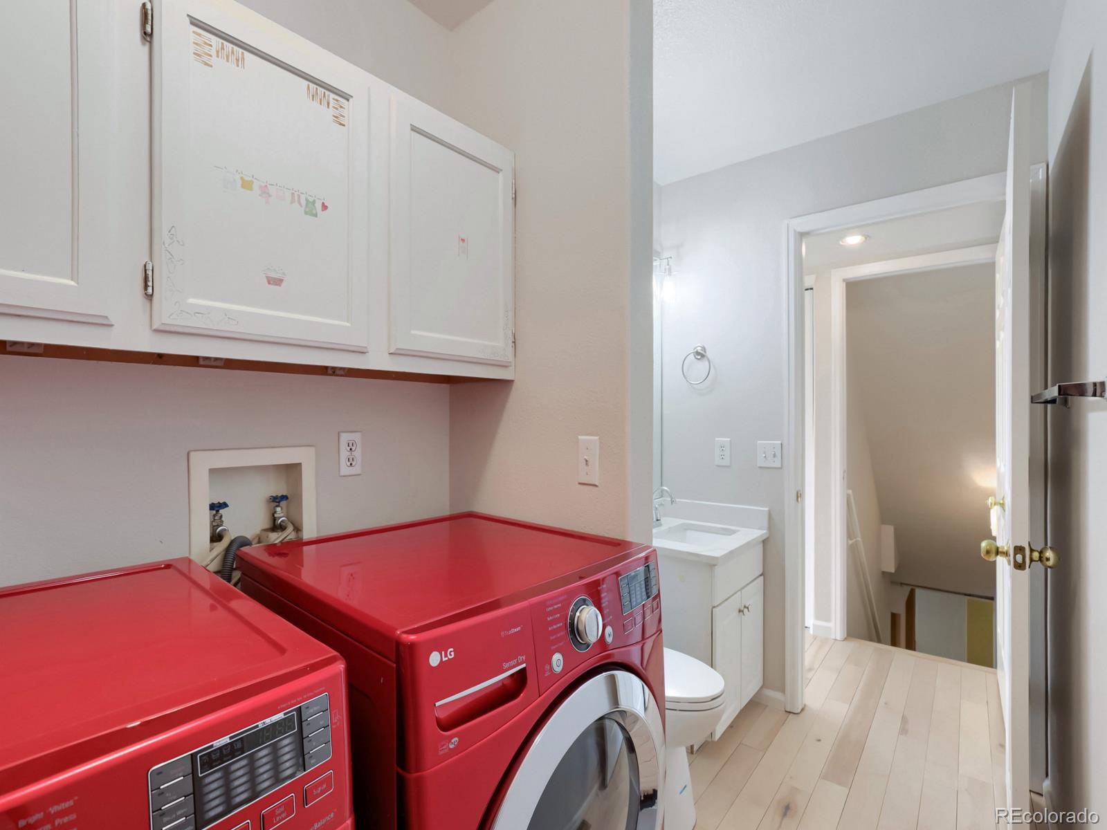 MLS Image #27 for 19372 e 41st avenue,denver, Colorado