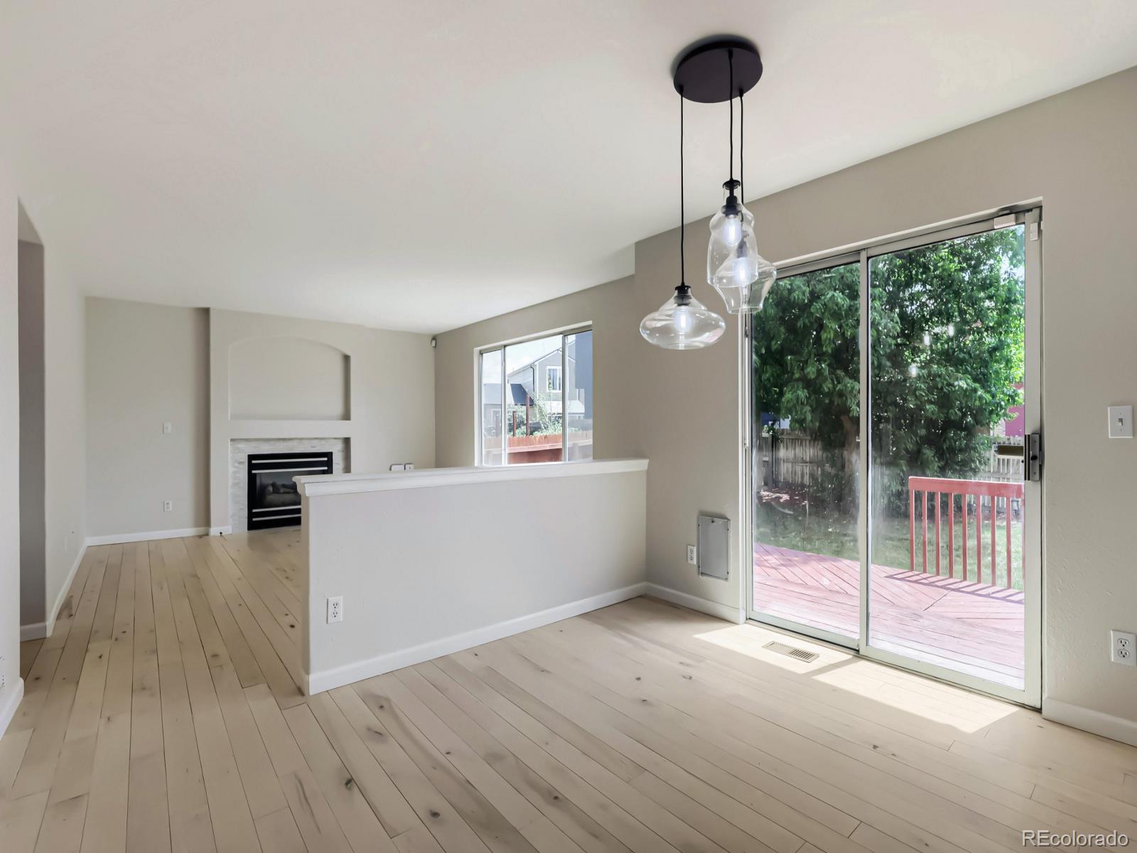 MLS Image #7 for 19372 e 41st avenue,denver, Colorado