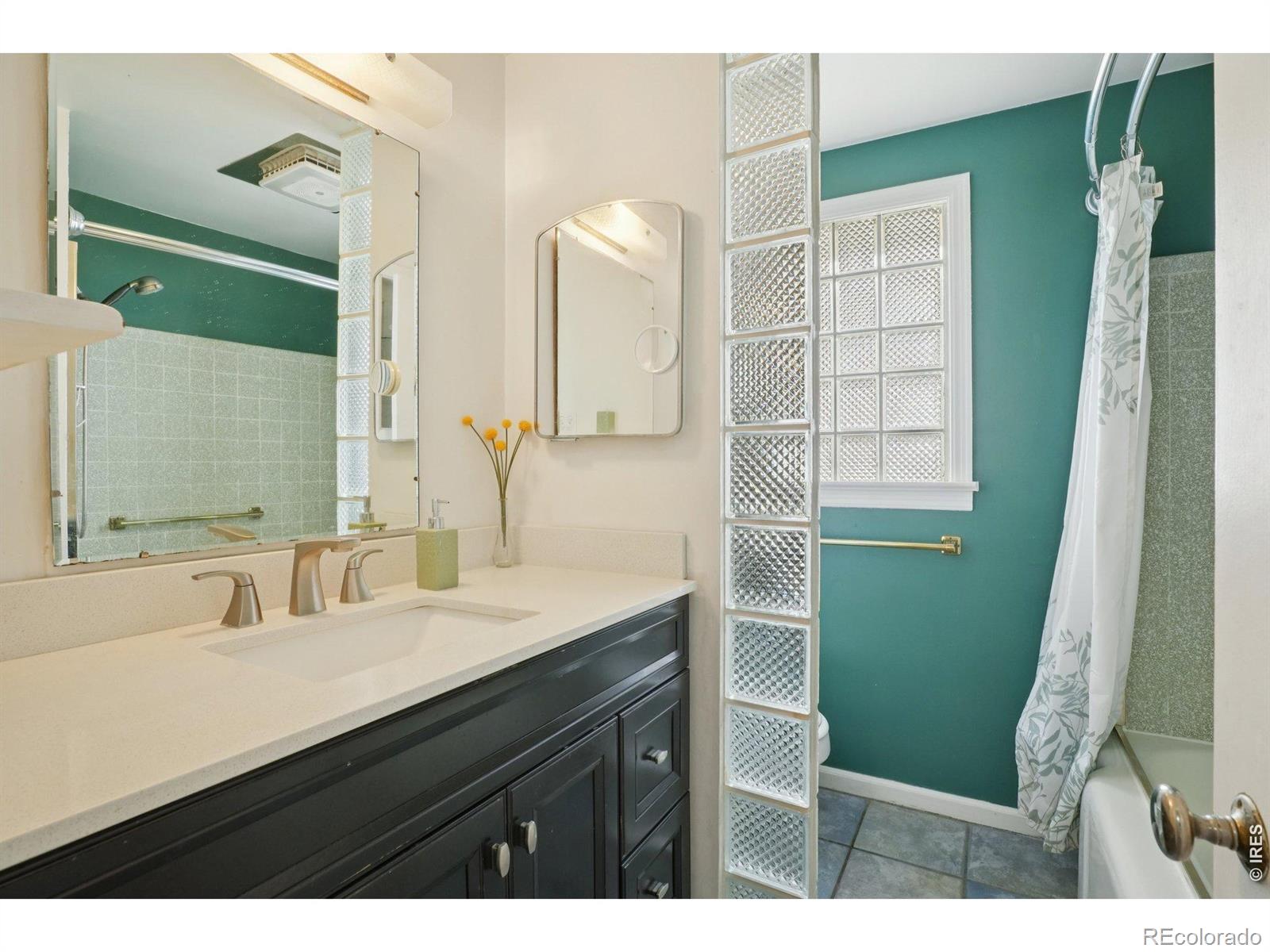 MLS Image #23 for 1110 s quitman street,denver, Colorado