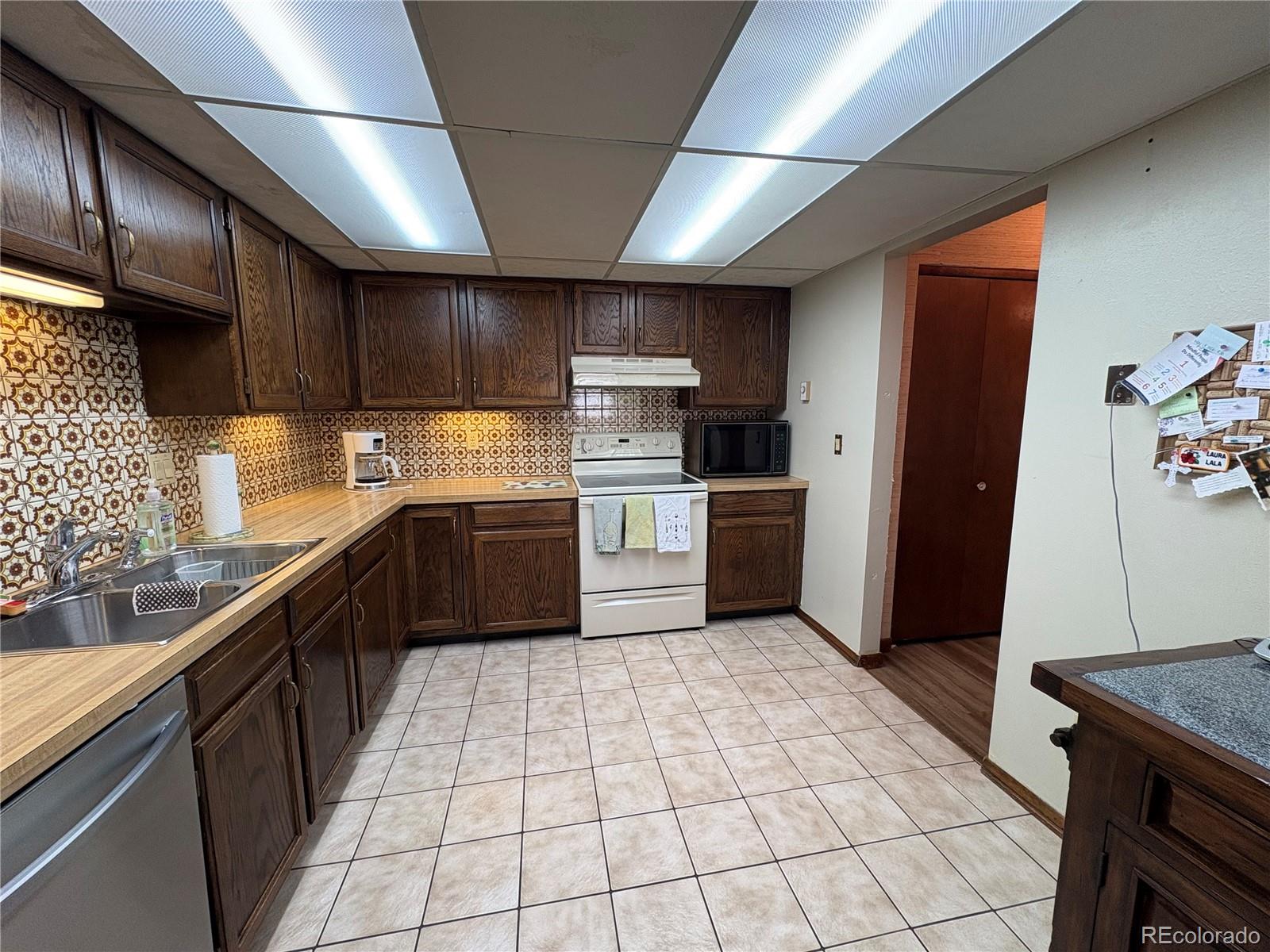 MLS Image #8 for 13957 e oxford place,aurora, Colorado