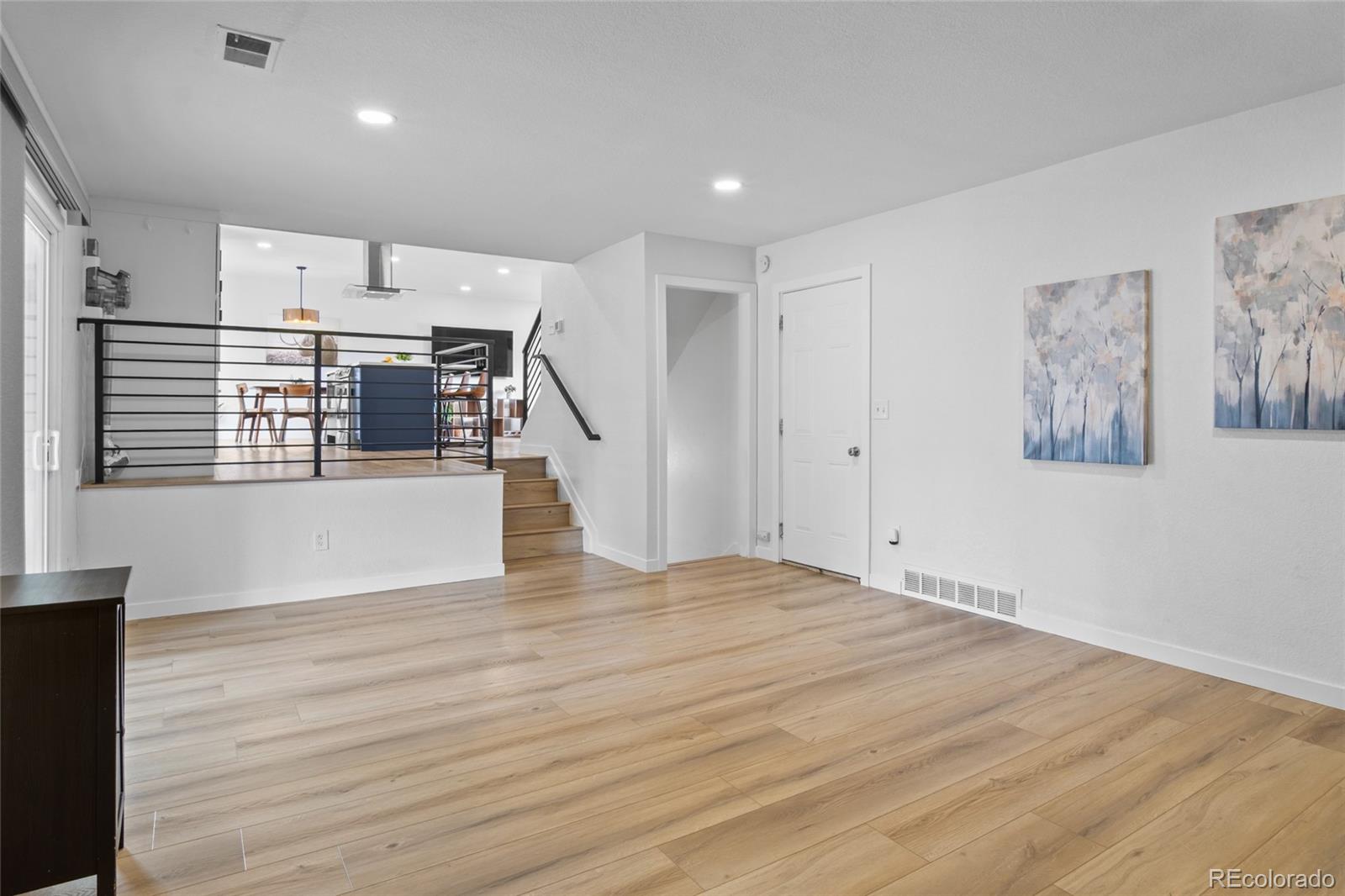 MLS Image #14 for 7439 s teller street,littleton, Colorado