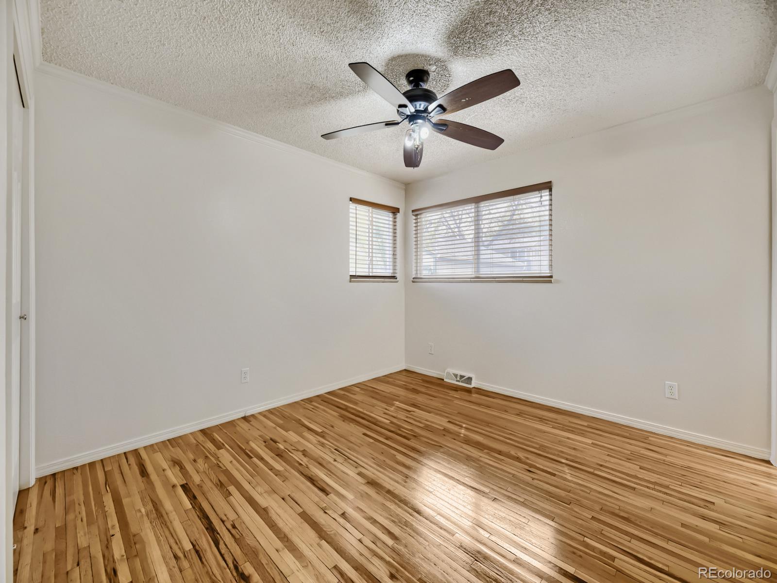 MLS Image #17 for 2011 s carr street,lakewood, Colorado