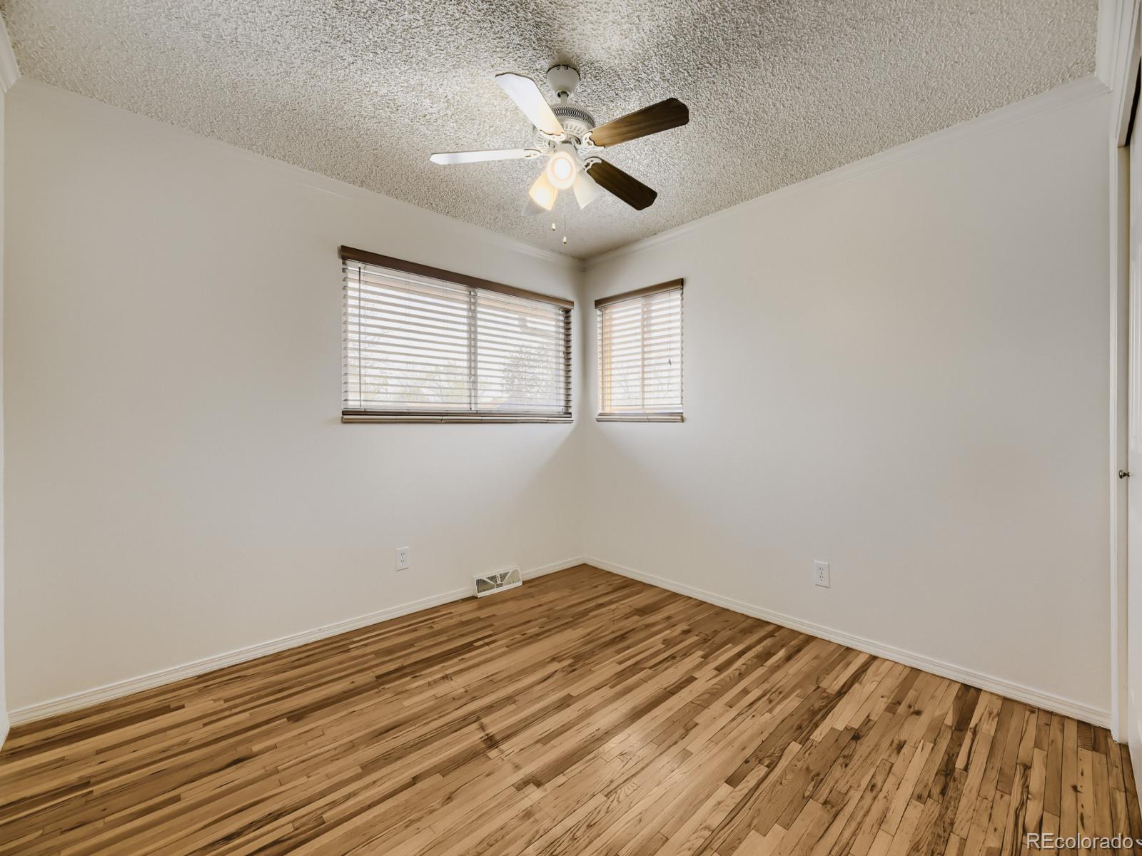 MLS Image #20 for 2011 s carr street,lakewood, Colorado