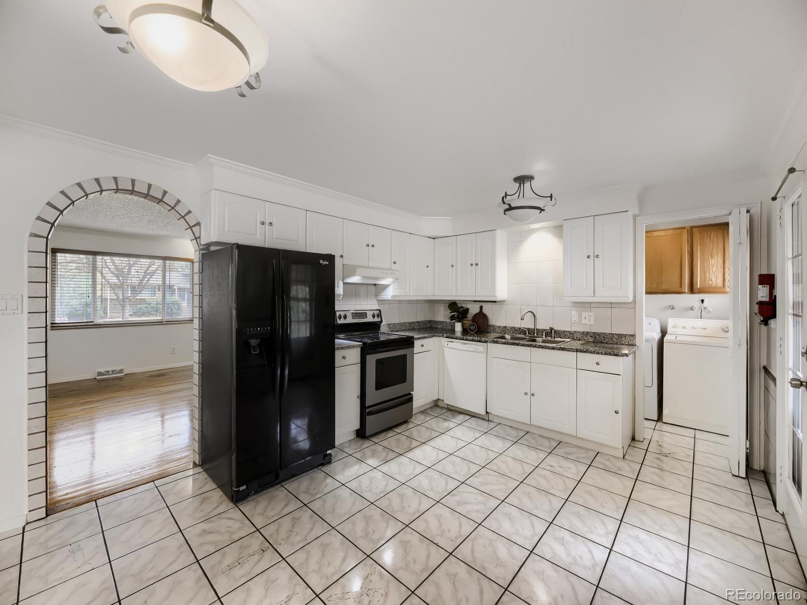 MLS Image #6 for 2011 s carr street,lakewood, Colorado
