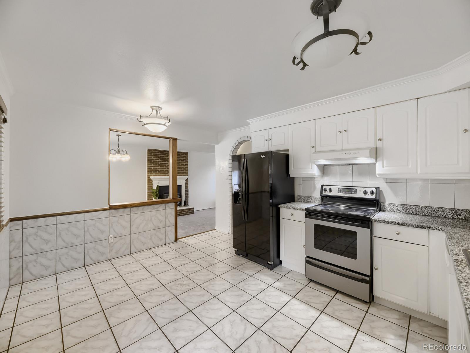 MLS Image #8 for 2011 s carr street,lakewood, Colorado
