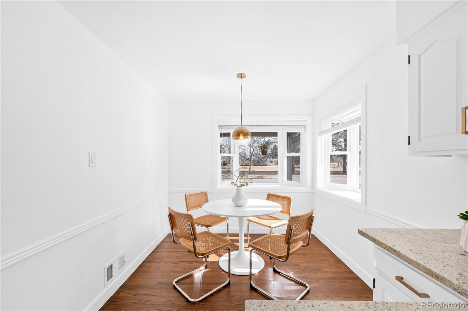 MLS Image #16 for 3035 n monaco st parkway,denver, Colorado