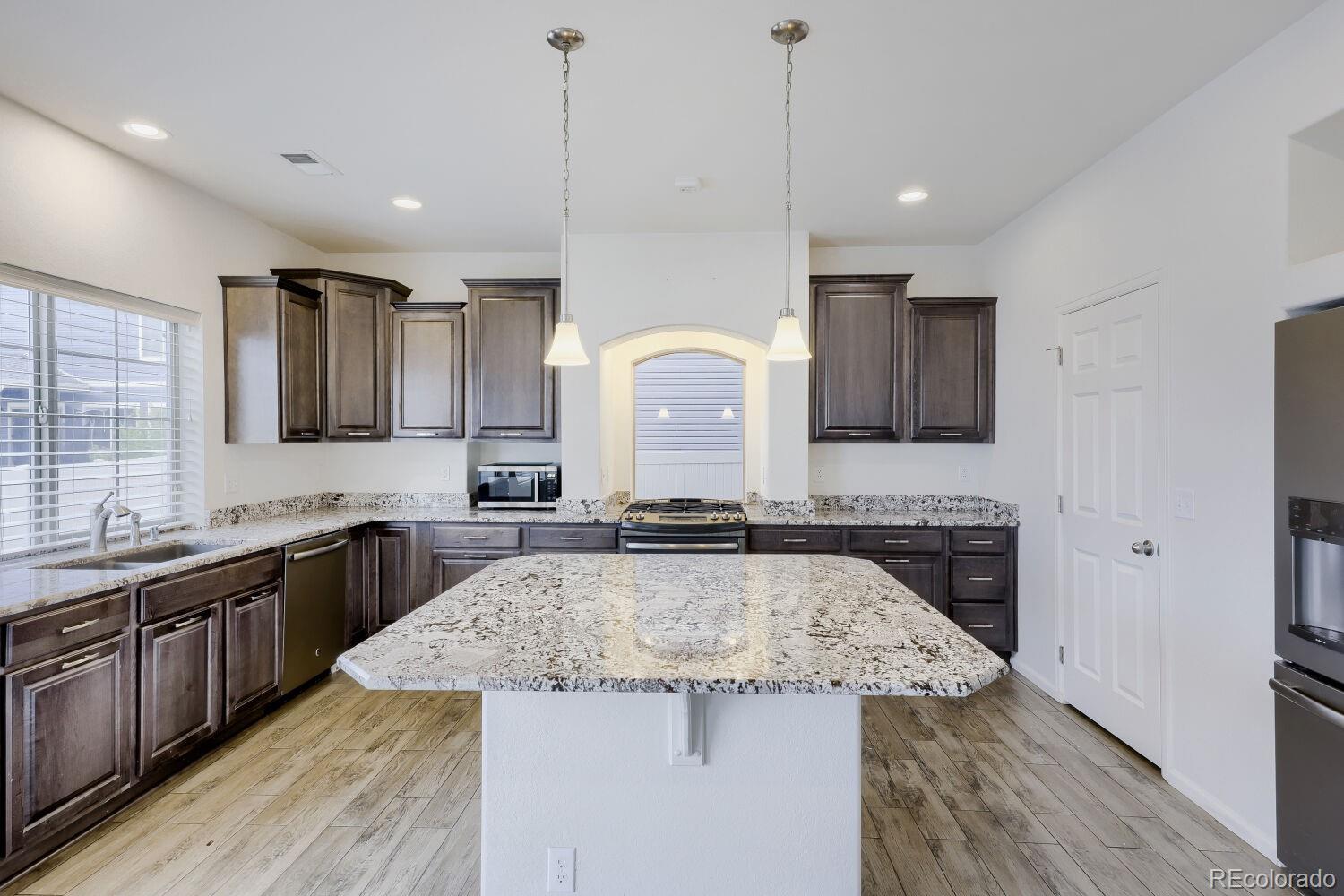 MLS Image #11 for 5573  danube street,denver, Colorado