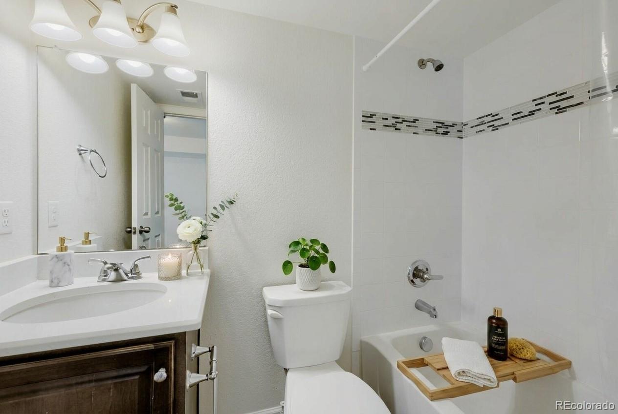 MLS Image #27 for 5573  danube street,denver, Colorado