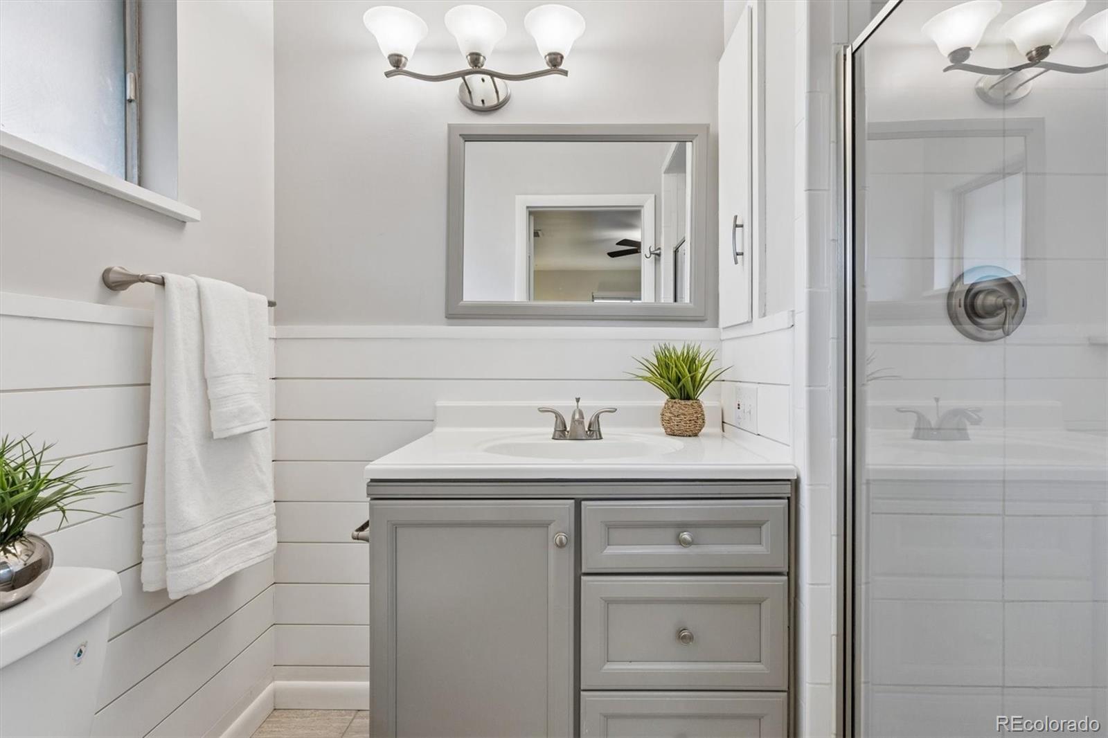 MLS Image #39 for 2180 e columbia place,denver, Colorado