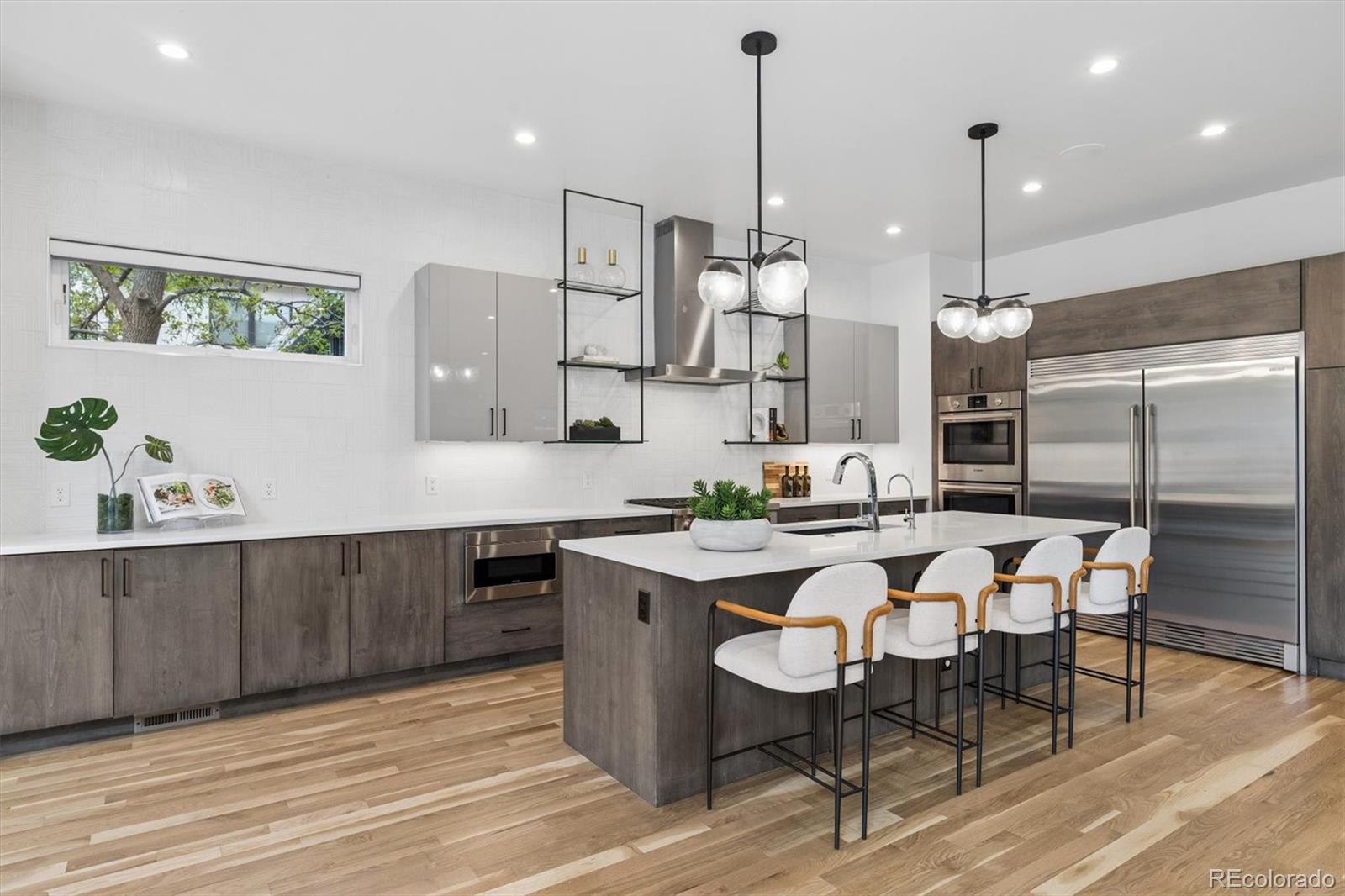 MLS Image #3 for 1710 s corona street,denver, Colorado