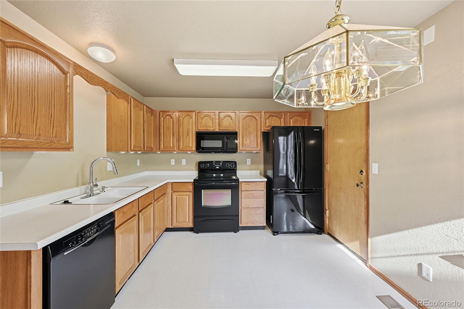 MLS Image #10 for 1390 e 96th place,thornton, Colorado
