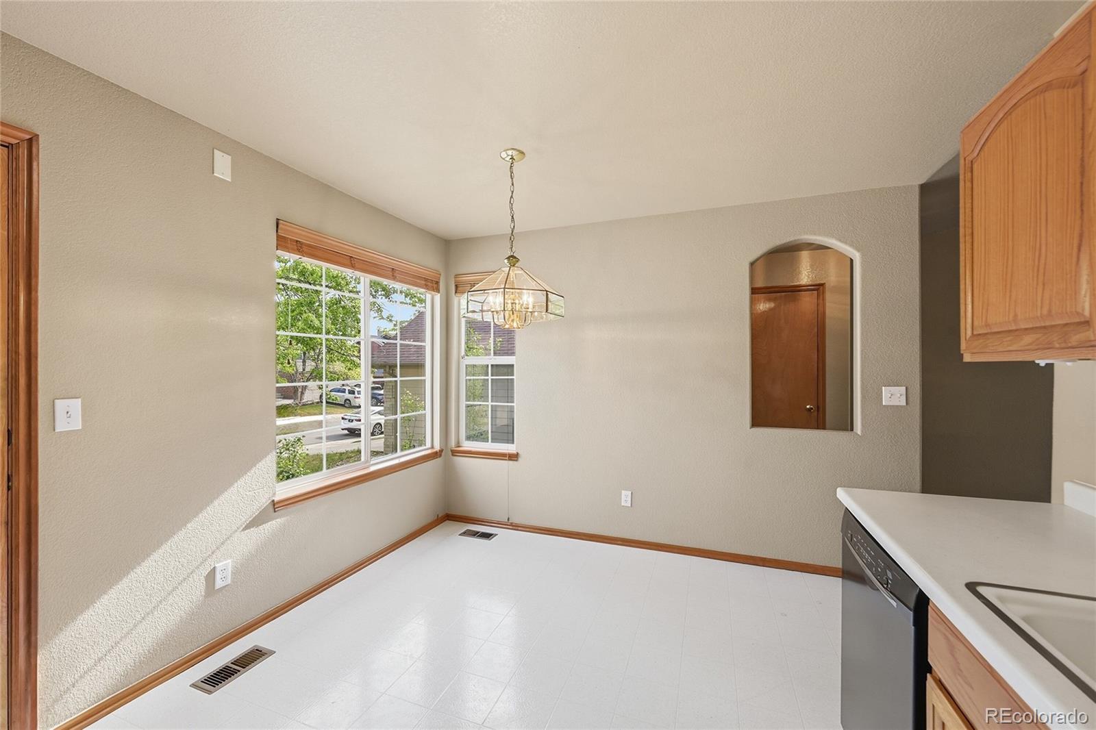 MLS Image #11 for 1390 e 96th place,thornton, Colorado